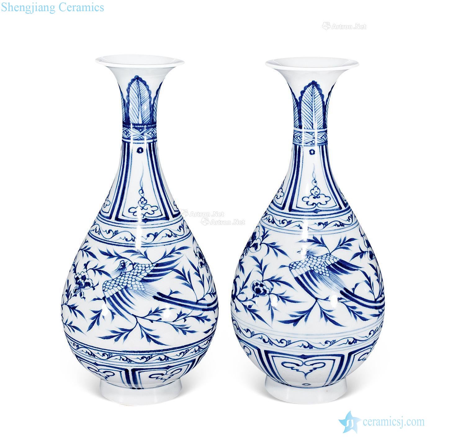 Early Ming dynasty Blue and white flower grain okho spring bottle (a)