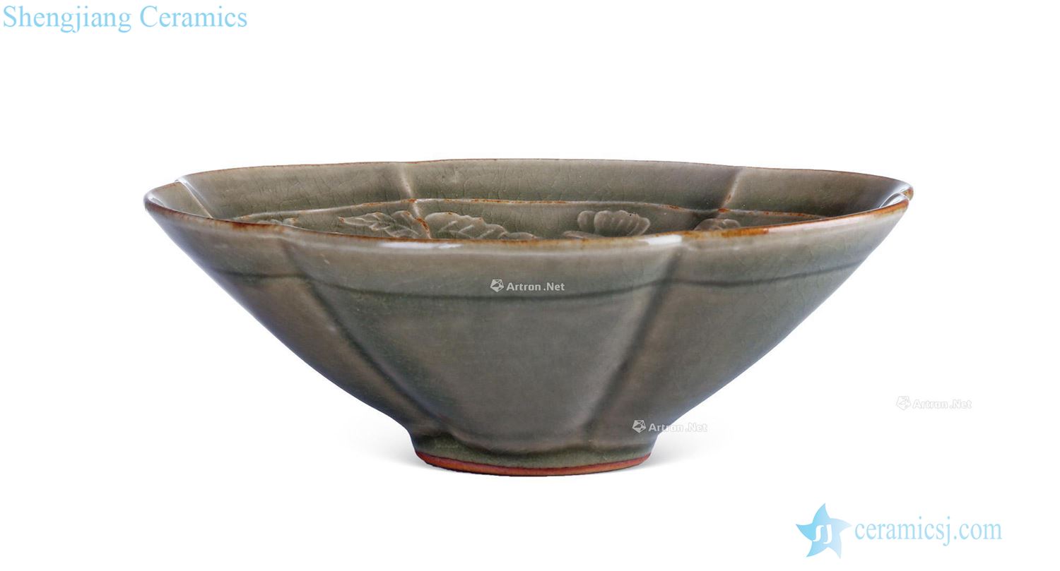 The song dynasty Yao state kiln hand-cut YingXiWen melon leng bowl