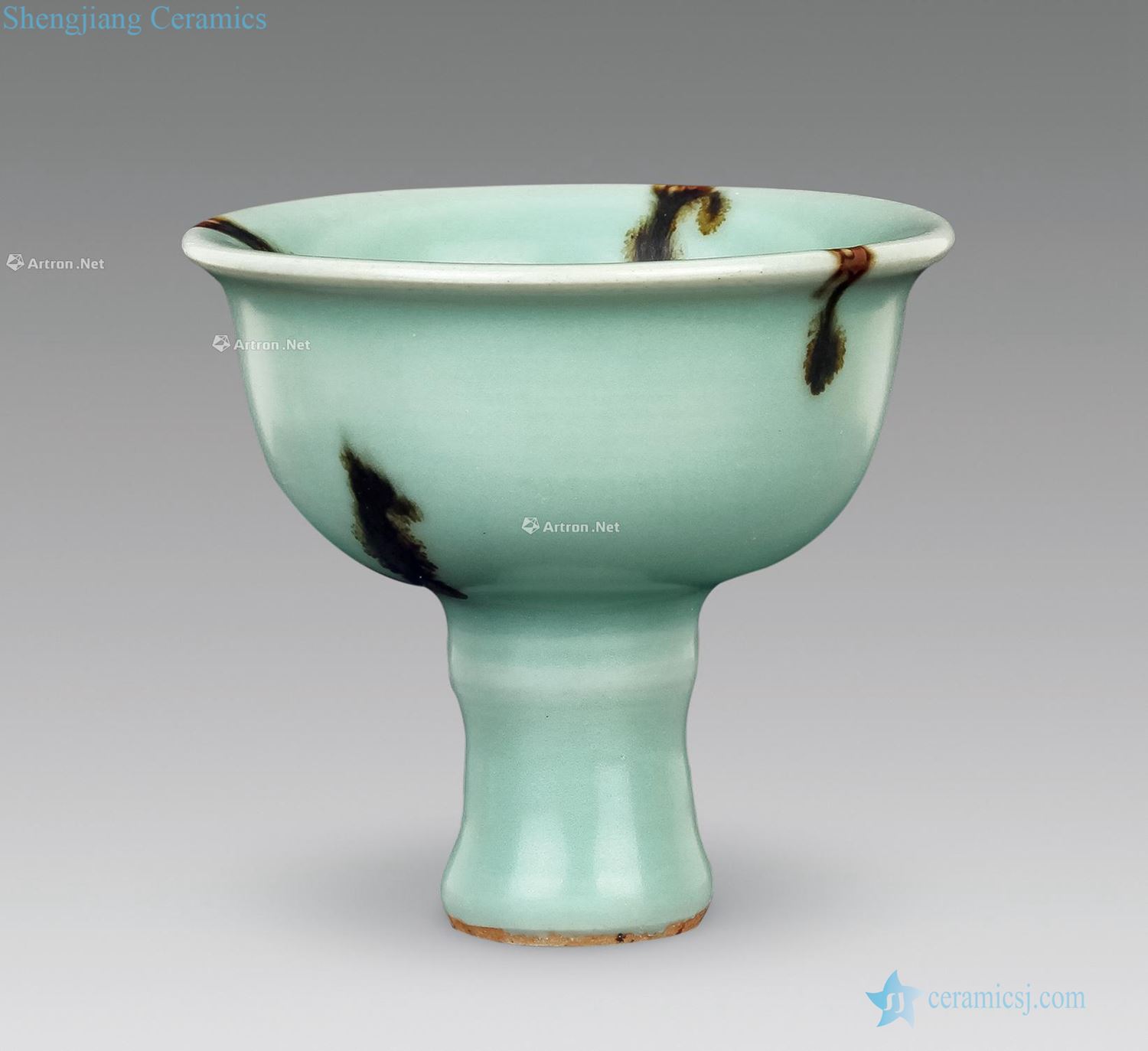 Ming Longquan celadon brown color footed cup