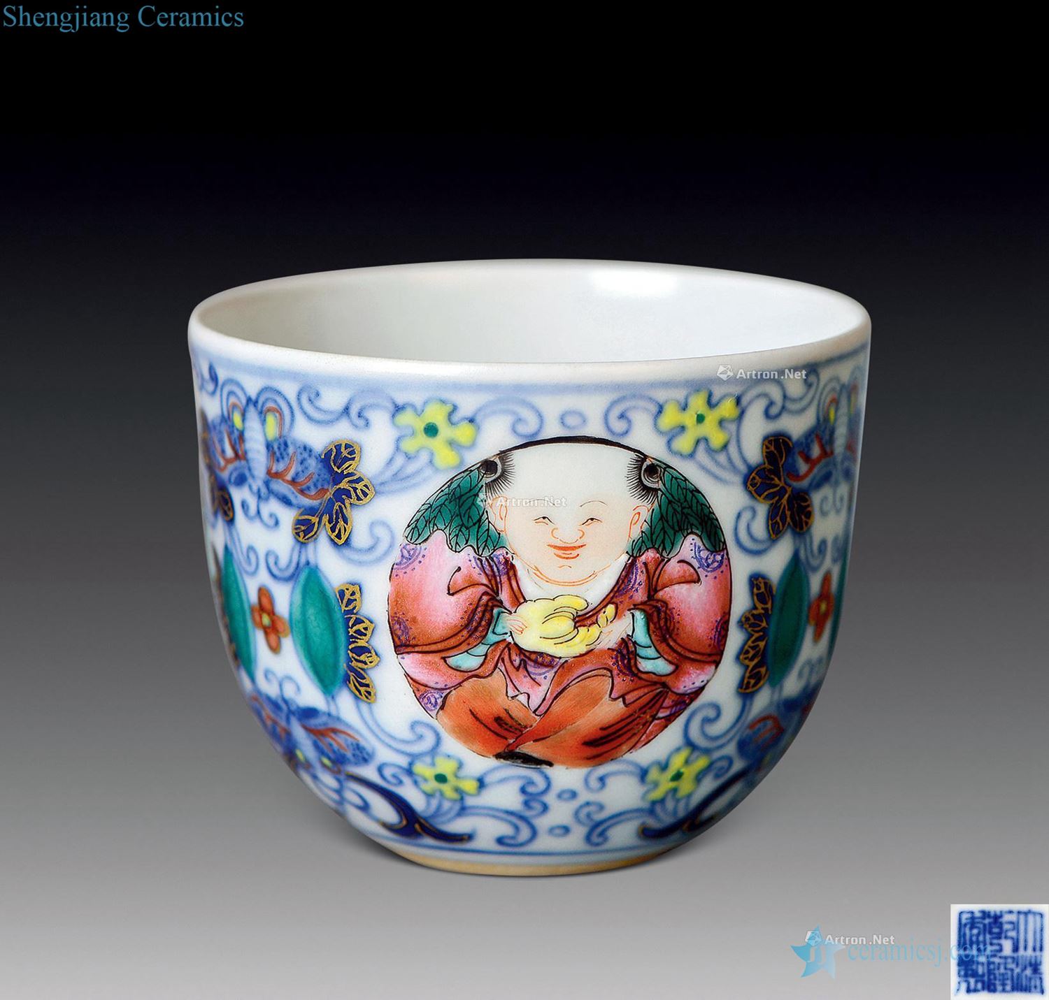 Qing dynasty blue and white colour bucket of bonhomie cup