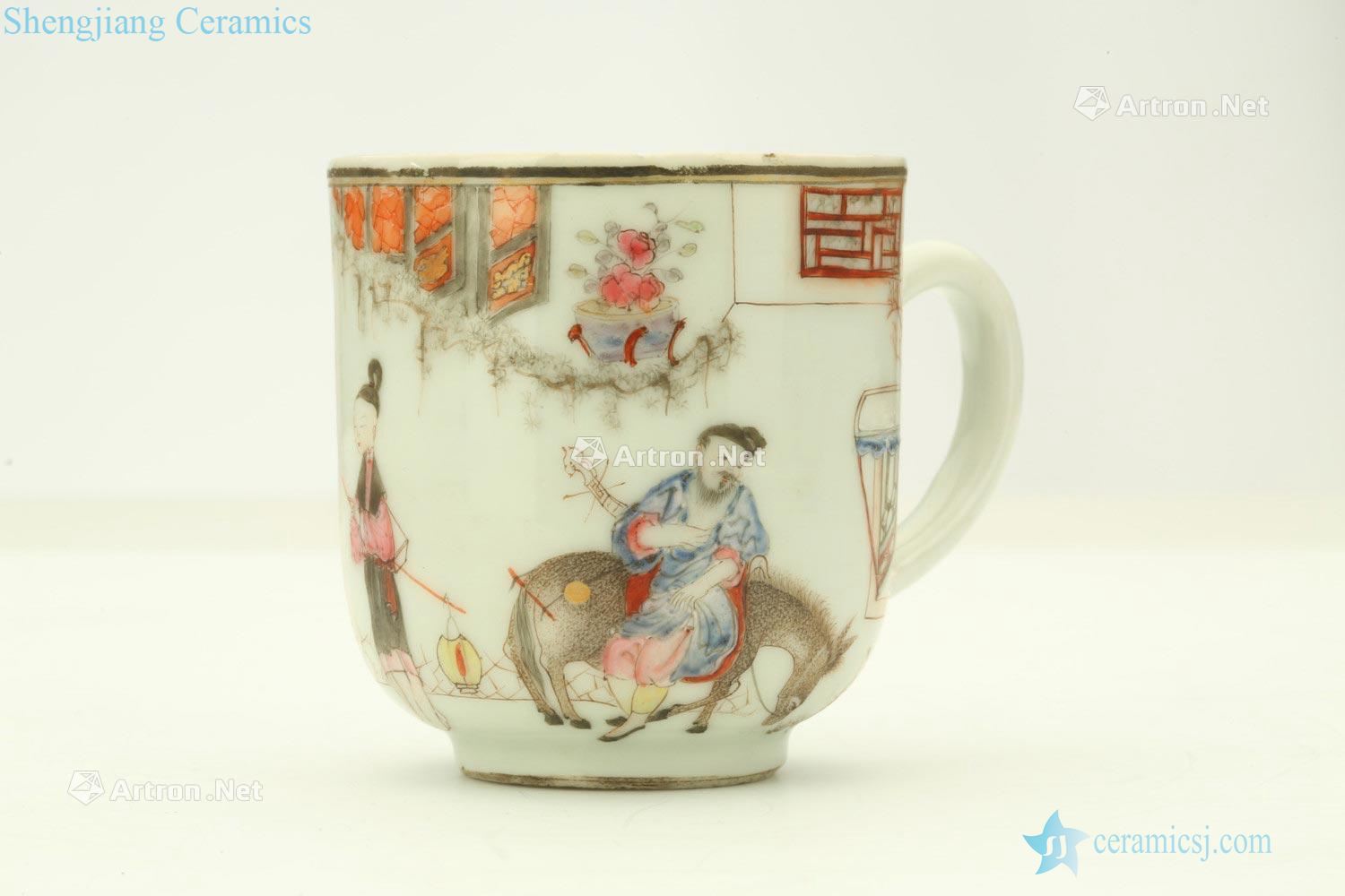 Qing yongzheng pastel painting figures coffee cups and saucers (a)
