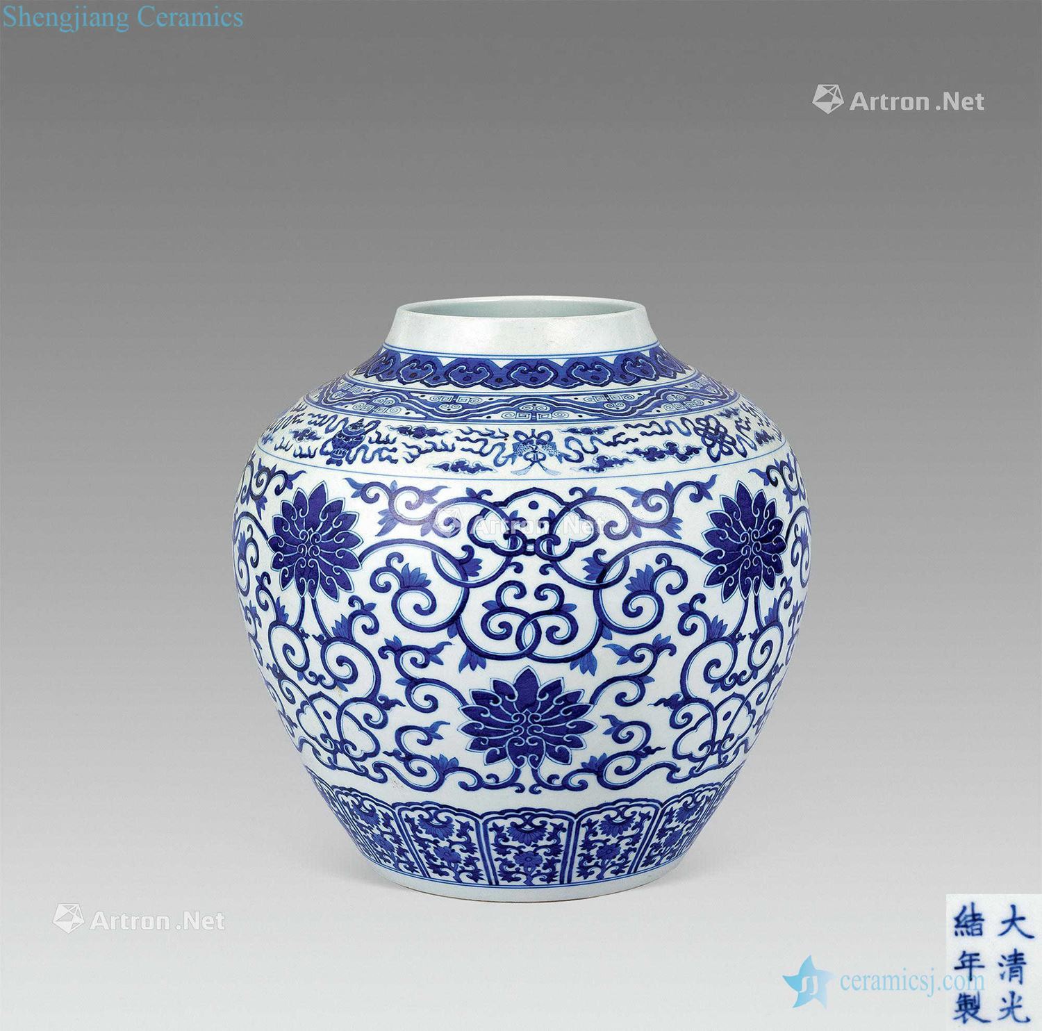 Qing guangxu Blue and white lotus flower grain big pot