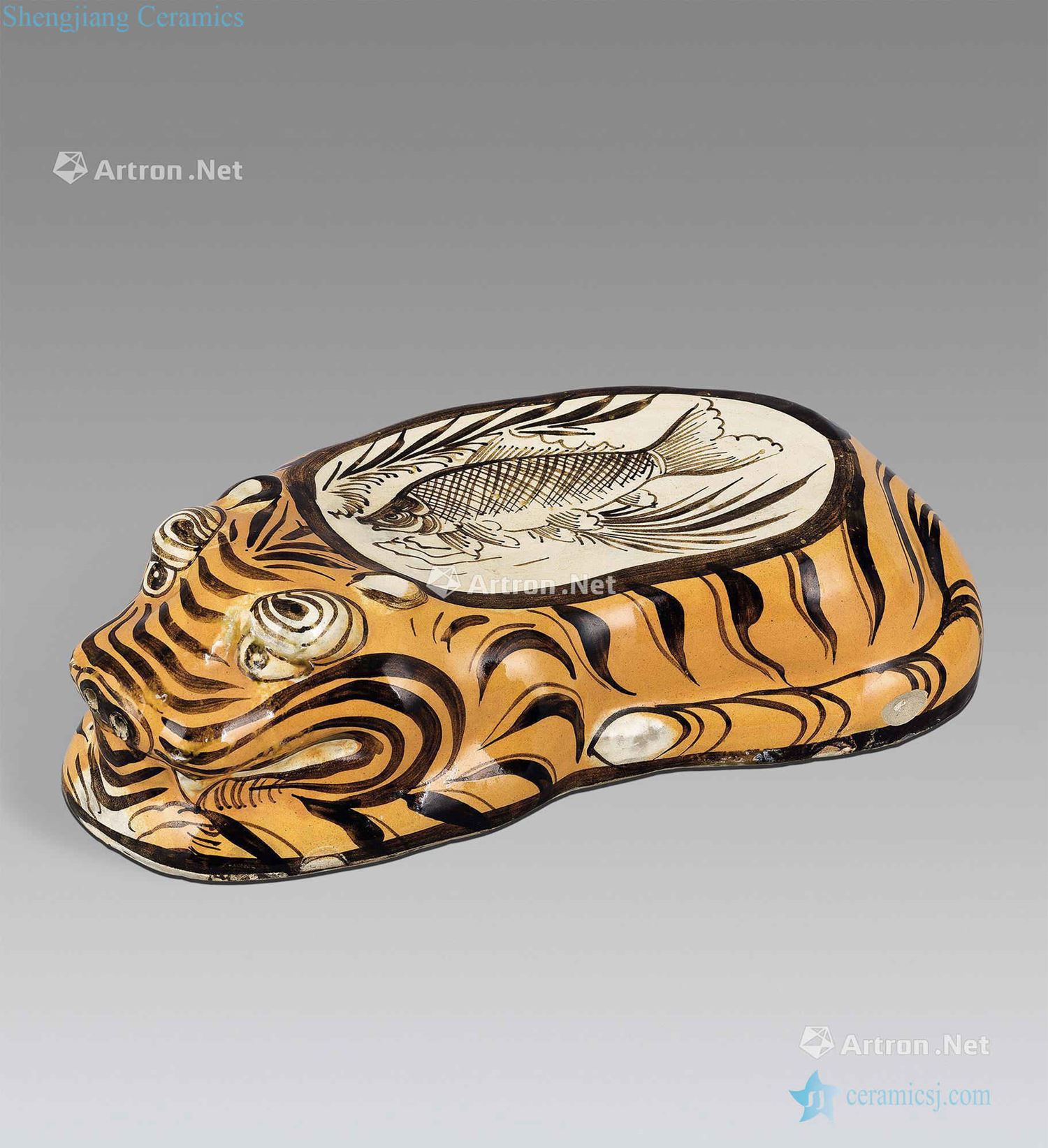 Ming Magnetic state kiln water-wave tiger pillow