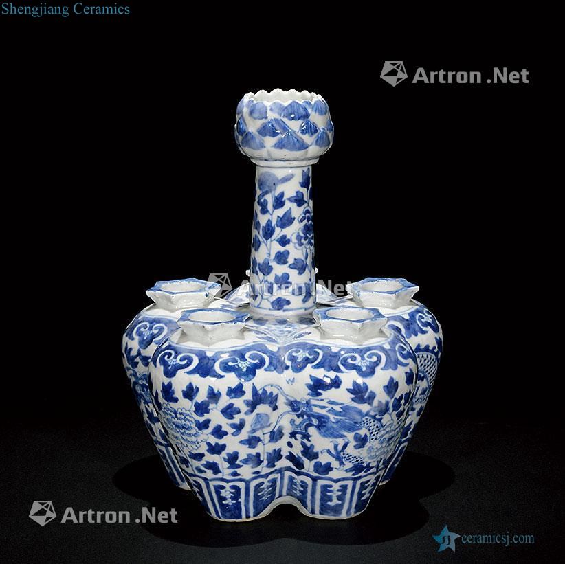 The late qing dynasty Blue and white bottle longfeng grain five holes