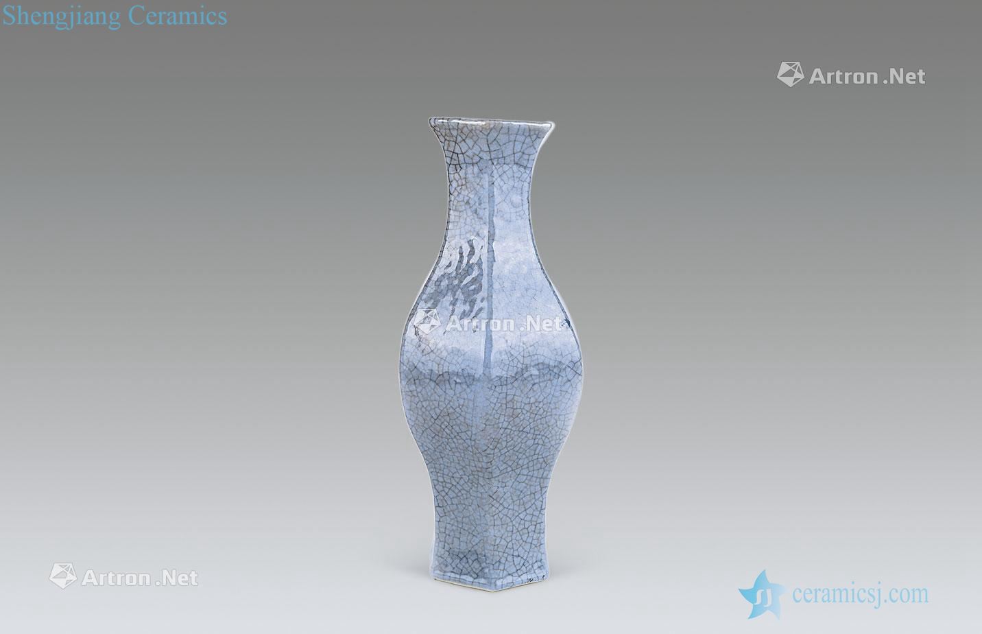 Ming Imitation of bottle with six arrises elder brother glaze kiln
