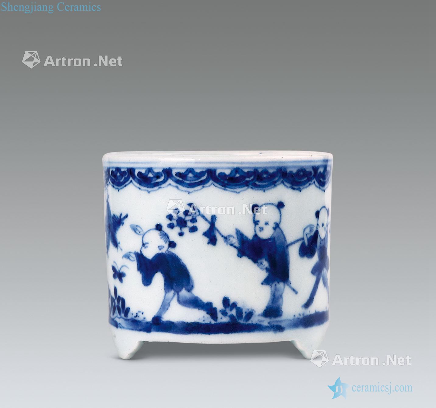 chongzhen Blue and white characters three-legged censer