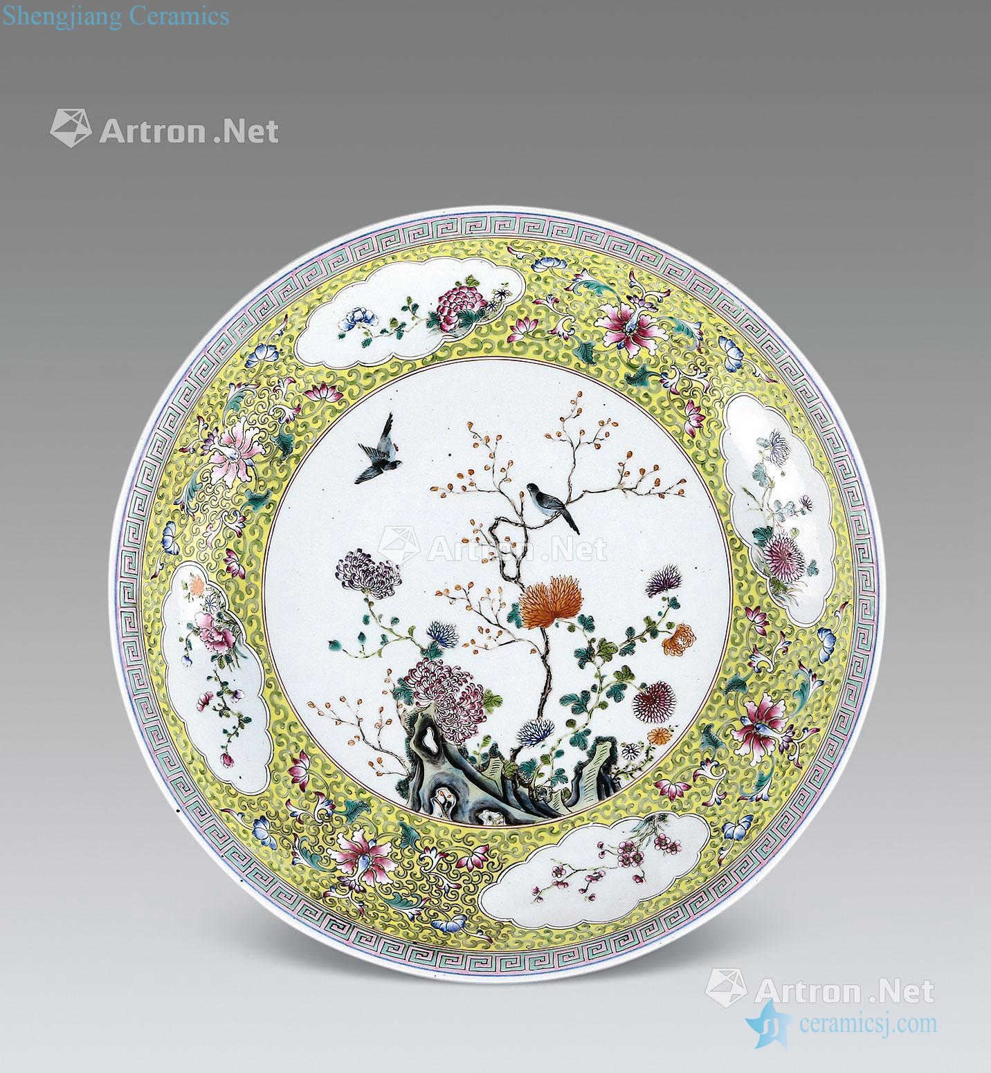 Kangxi yellow glaze enamel medallion birds and flowers