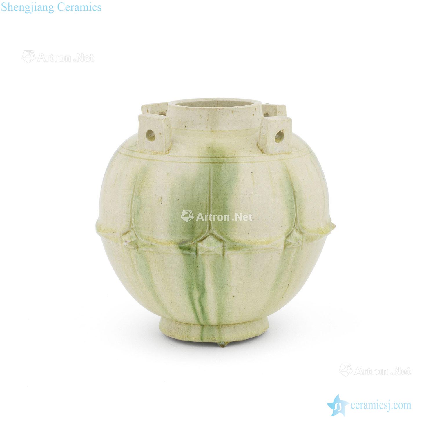 The tang dynasty Green glaze lotus grain tank
