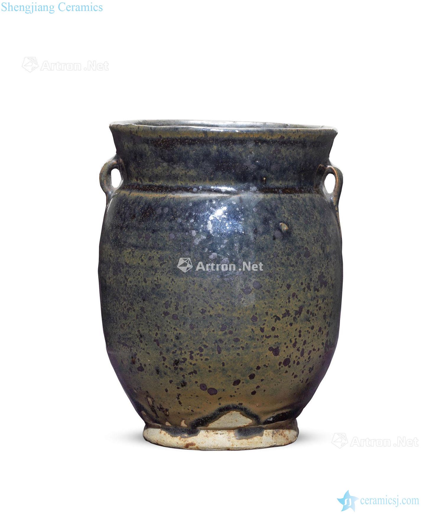 The 13th century The black glaze canister