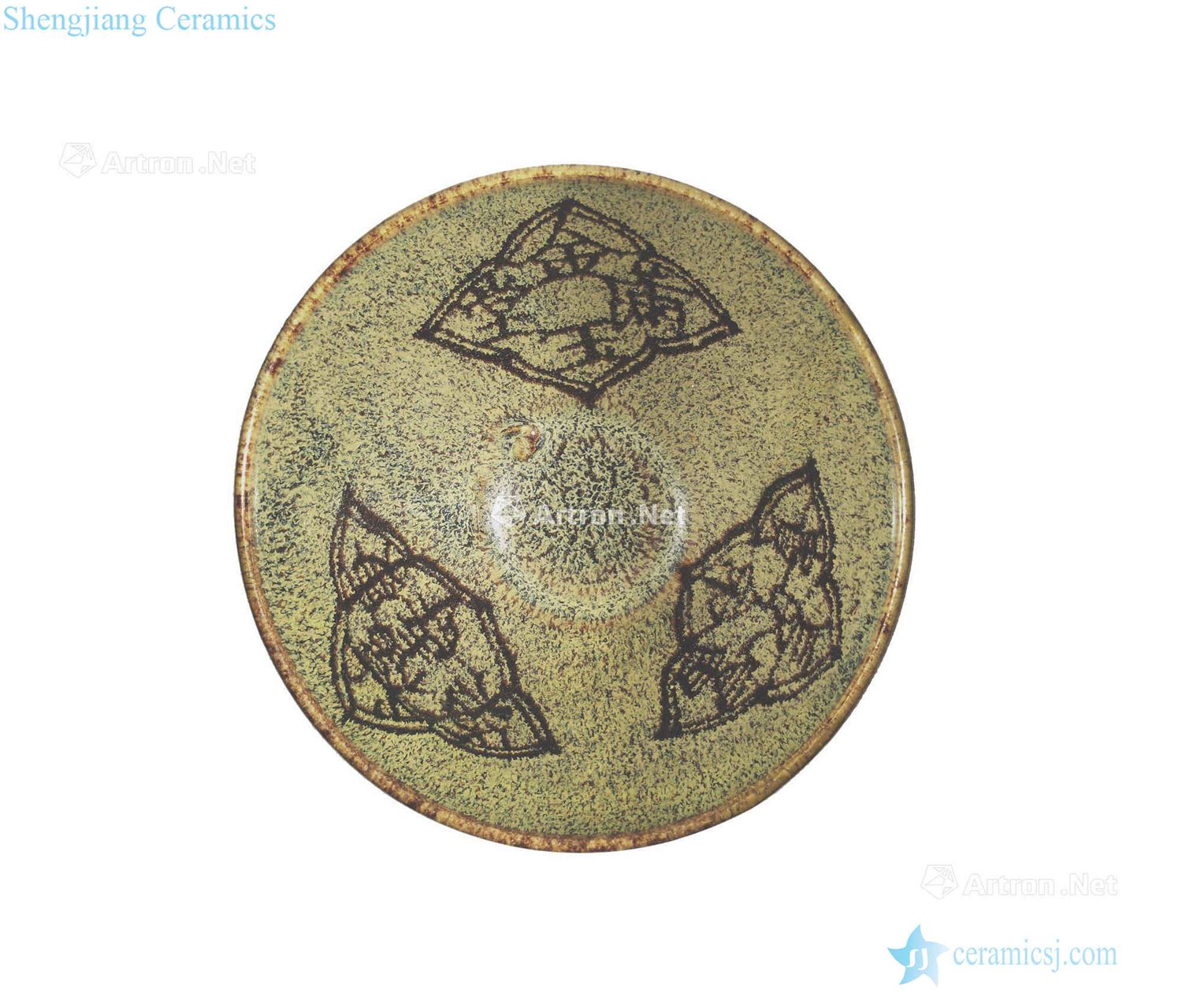 The southern song dynasty jizhou kiln tortoiseshell glaze paper cutting decals lamp that text