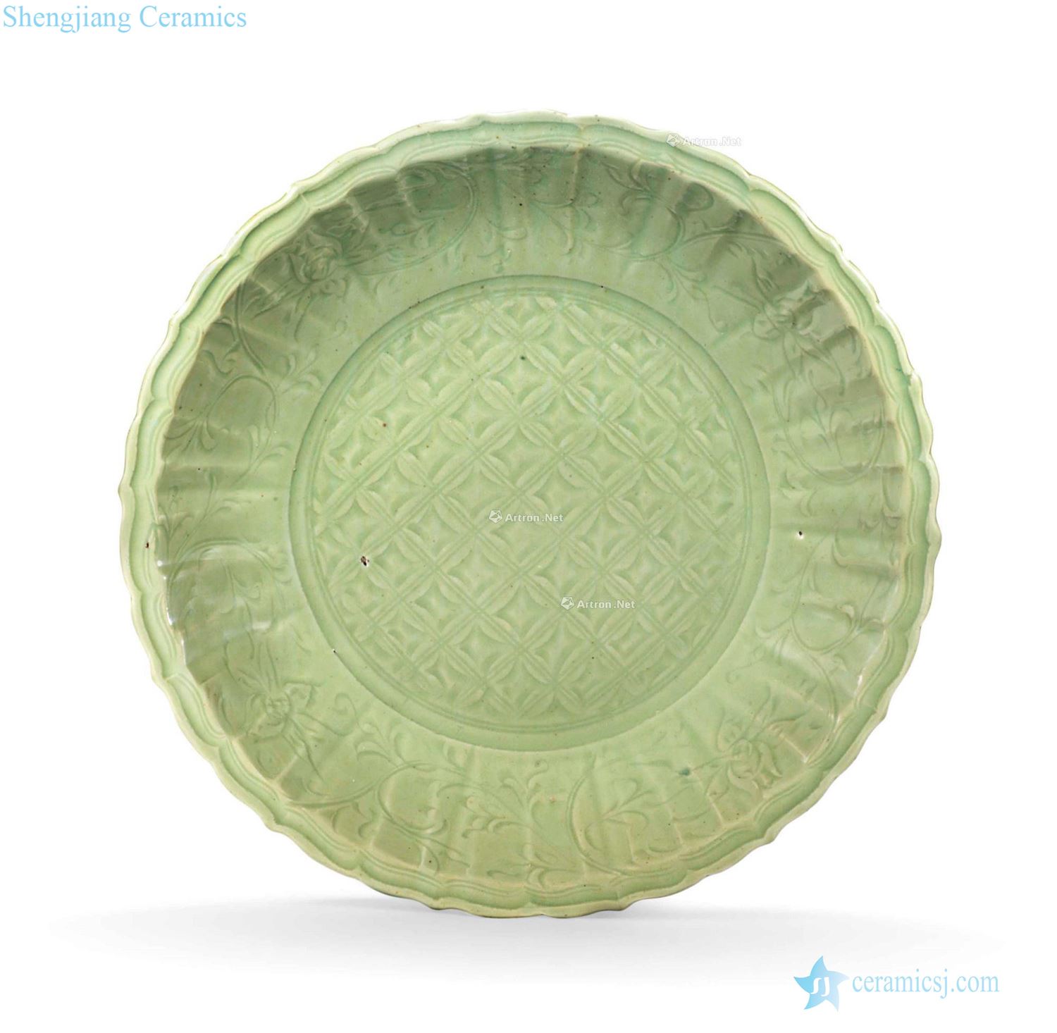 Ming in the 14th century; In the 15th century Longquan green glaze flower grain market
