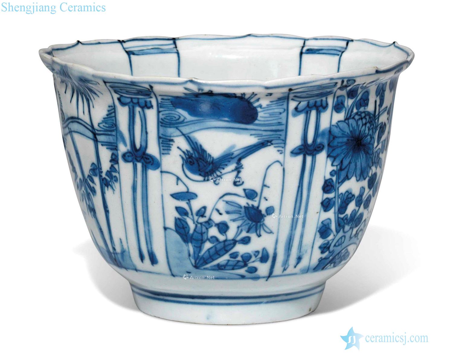 Ming wanli Figure bowl of blue and white flowers and birds