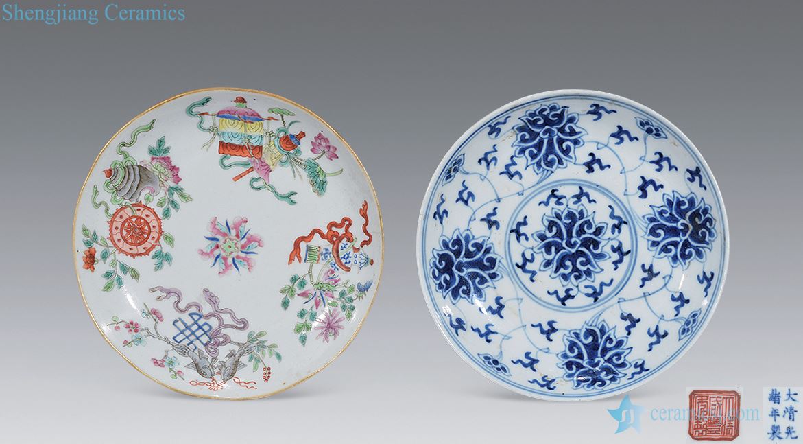 Qing xianfeng, emperor guangxu famille rose in a small, blue and white lotus flower small dish (or two)