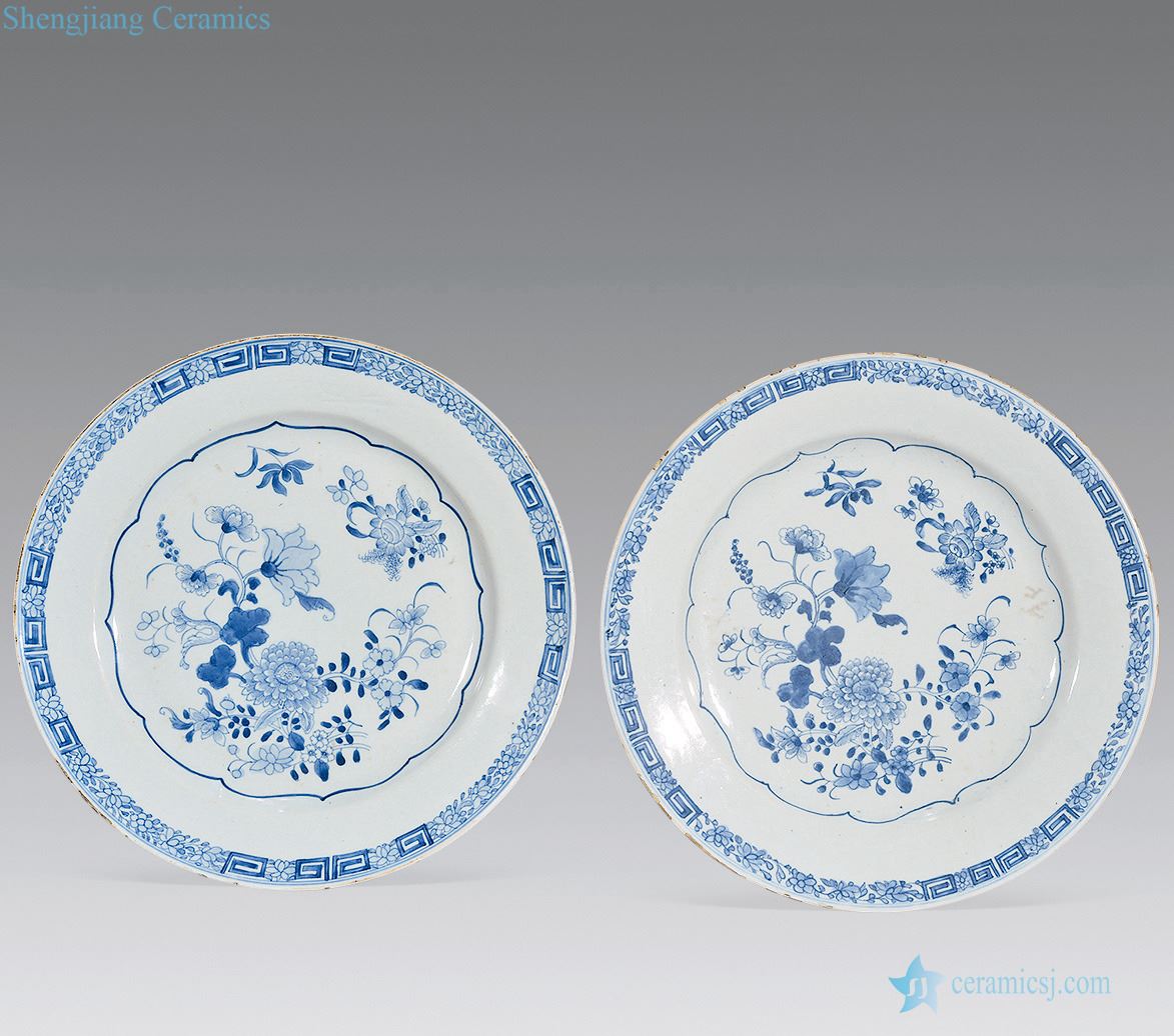 Qing qianlong Blue and white flower butterfly plate (a)