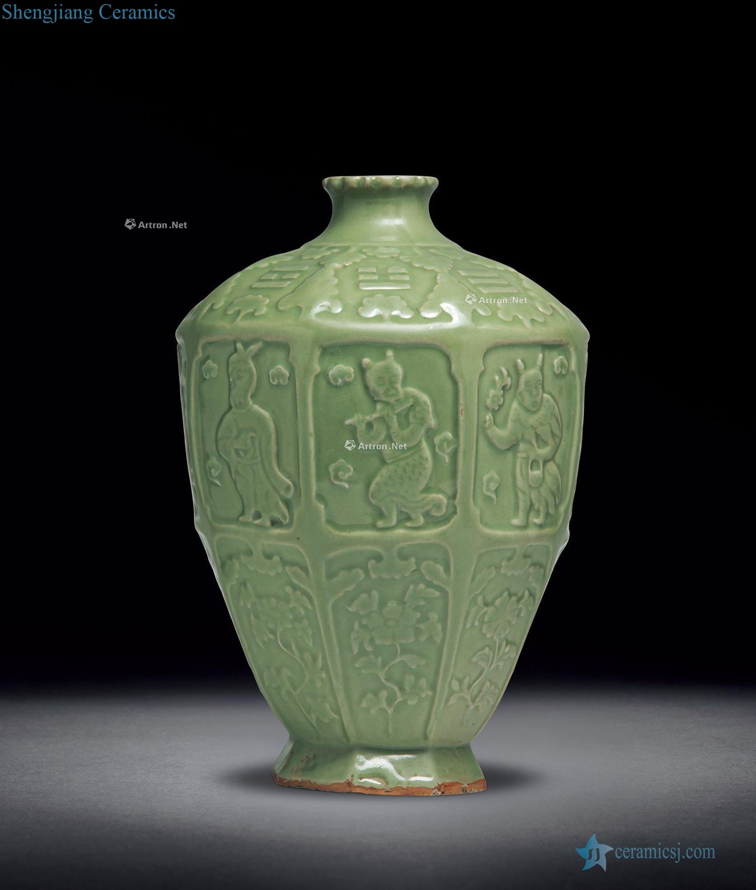 In the Ming dynasty Longquan green glaze mei bottles of the eight immortals characters