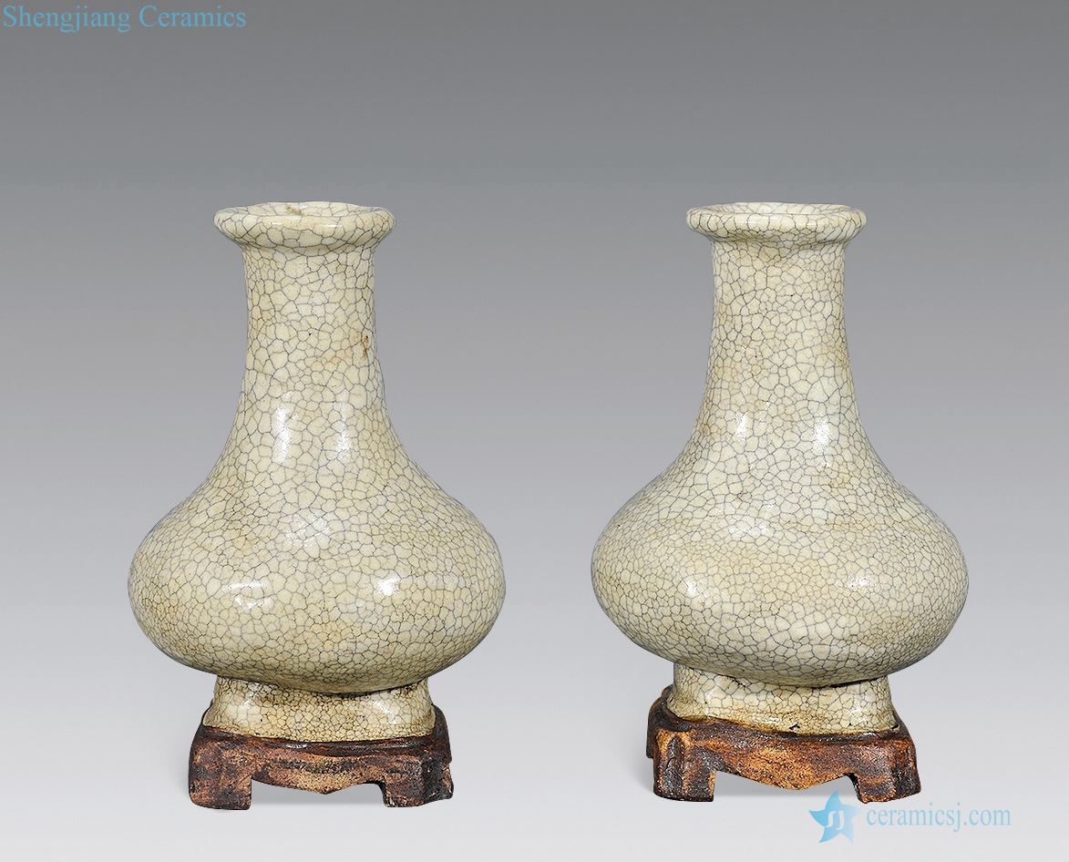 Ming SAN shek wan brother kiln glaze Indus bottle (a)
