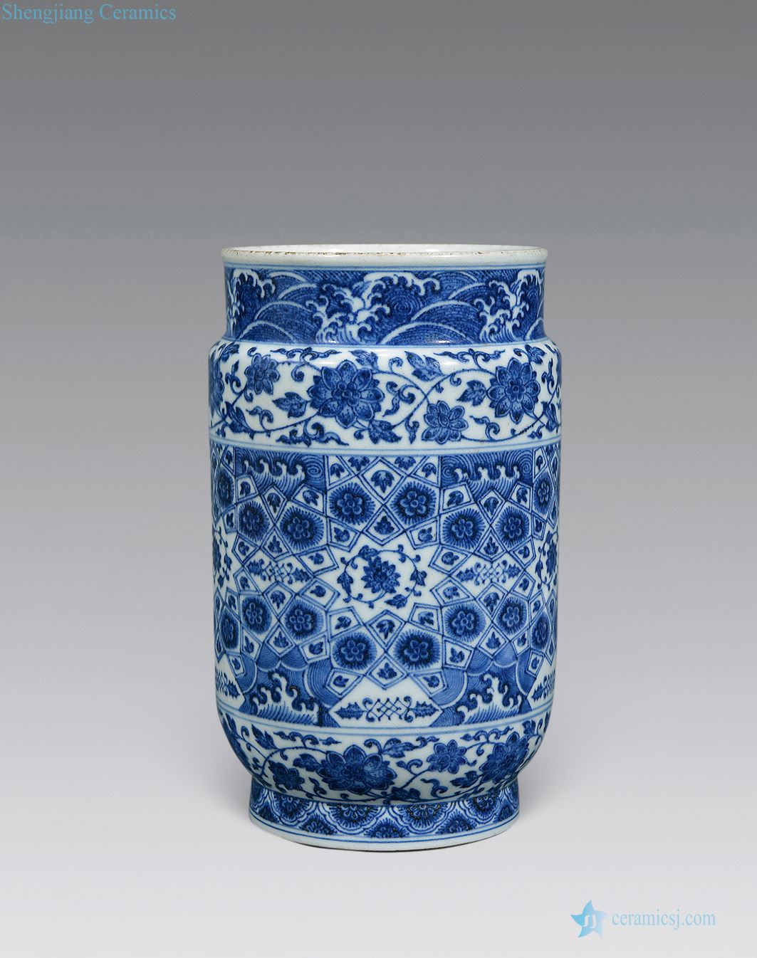 Qing qianlong Blue and white brocade zhuang cans