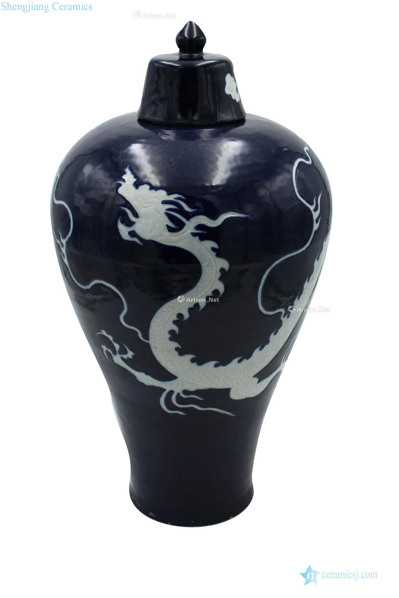 yuan Ji blue glaze white dragon half cover plum bottle