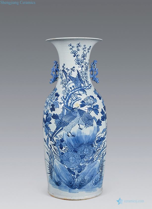 qing With the blue and white flowers and birds