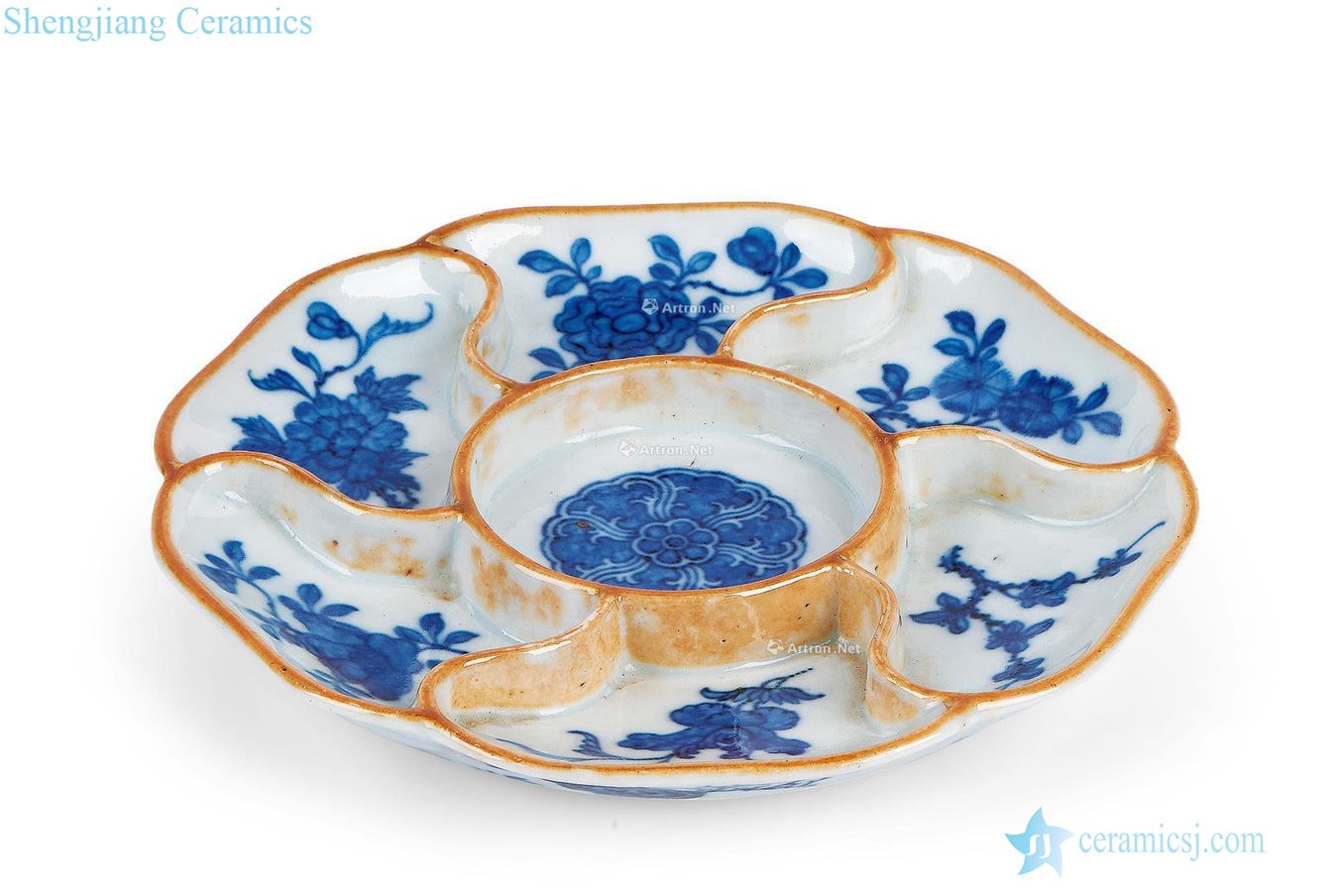 Blue and white flower grain ling qing qianlong mouth tray