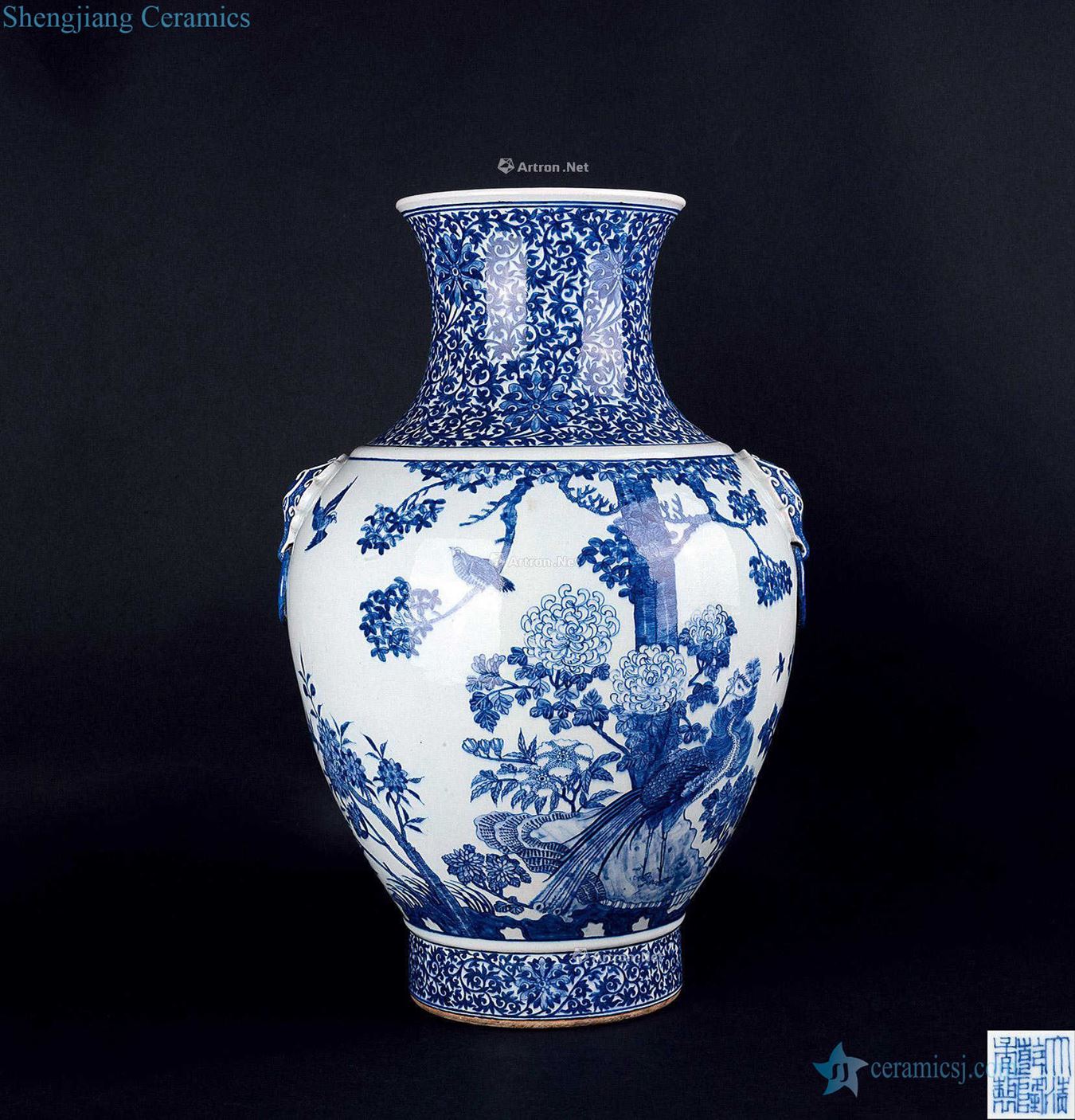 Qing qianlong Blue and white flower on grain shop first