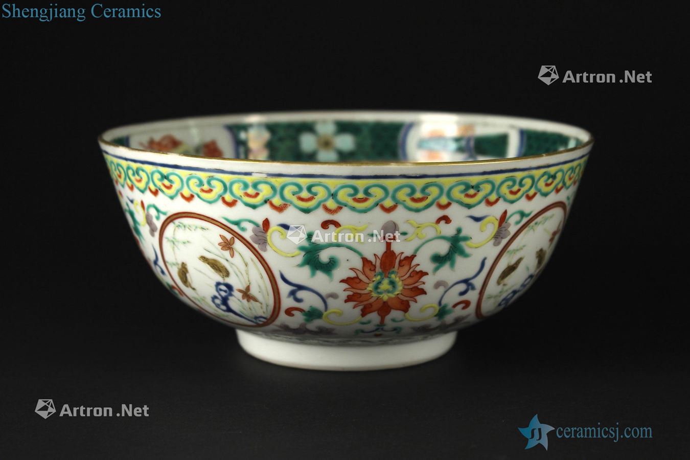 Mid qing Colorful paint medallion and grain big bowl