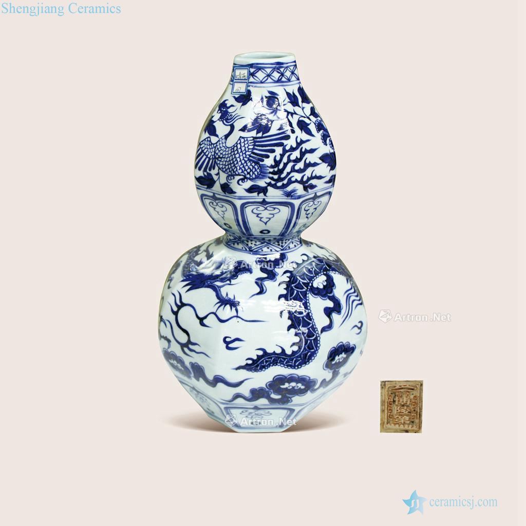yuan Blue and white longfeng grain eight arrises gourd bottle