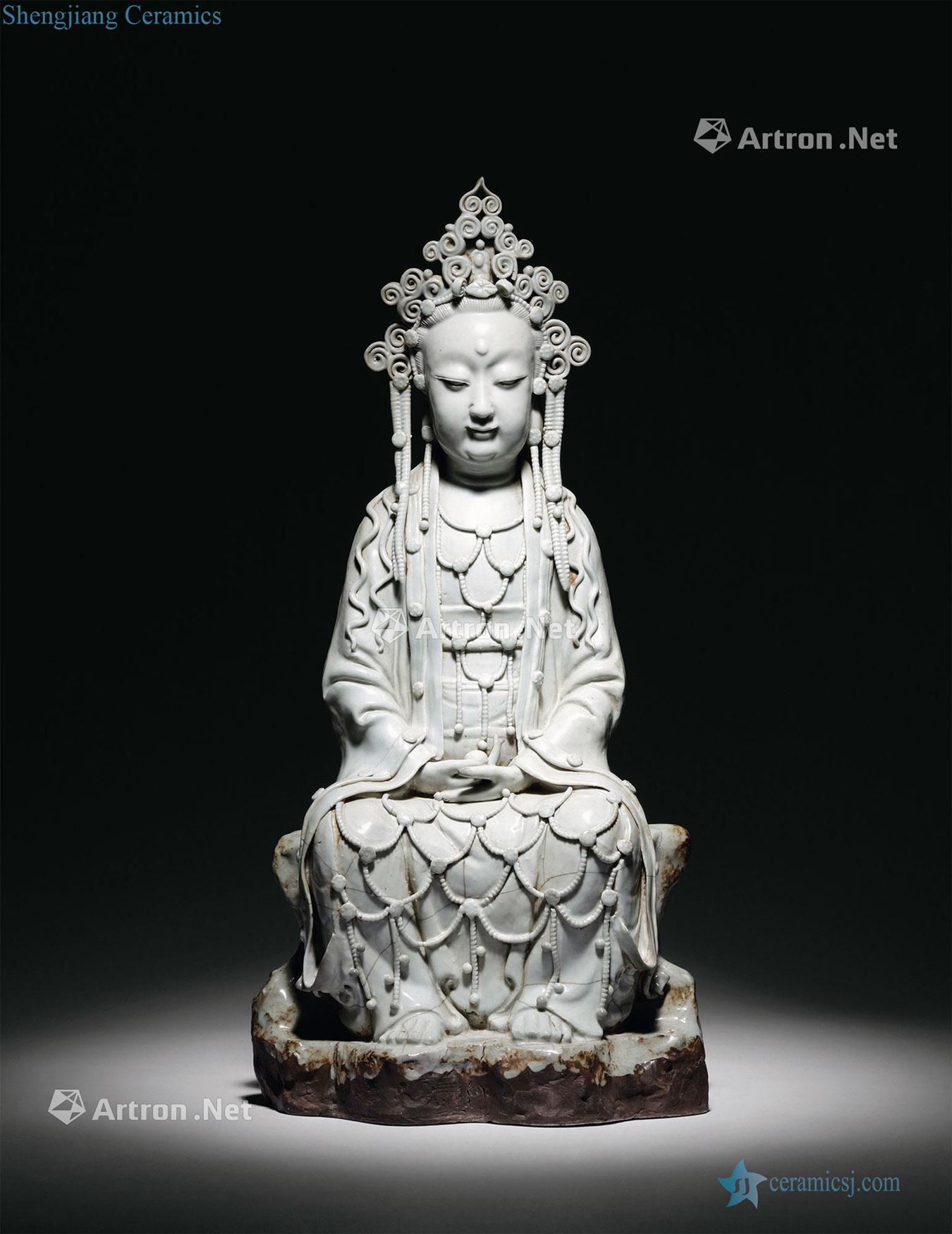The southern song dynasty blue white porcelain coronet like guanyin