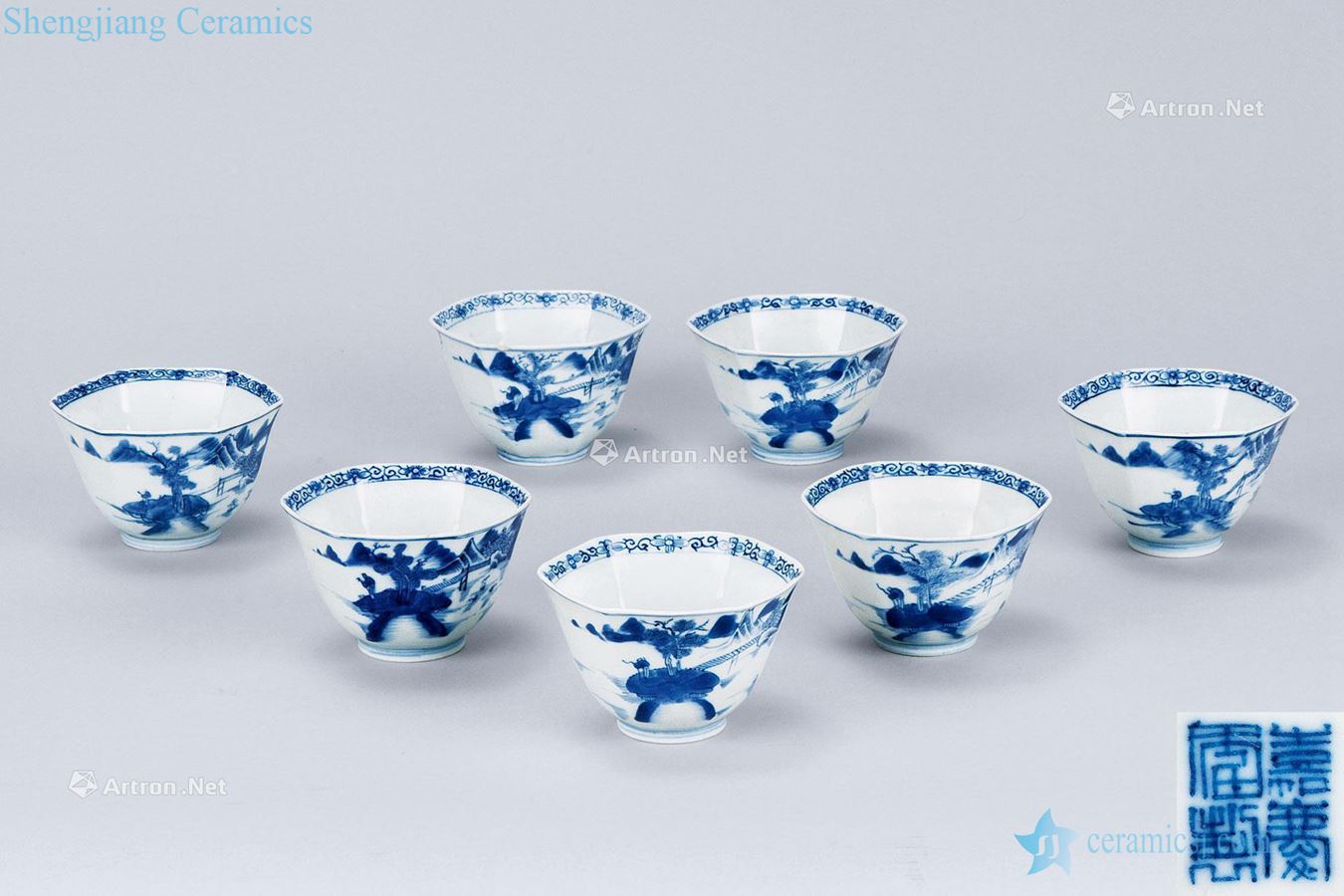 In the qing dynasty (1644-1911) blue and white landscape pattern hexagon cup (seven pieces of a set of)