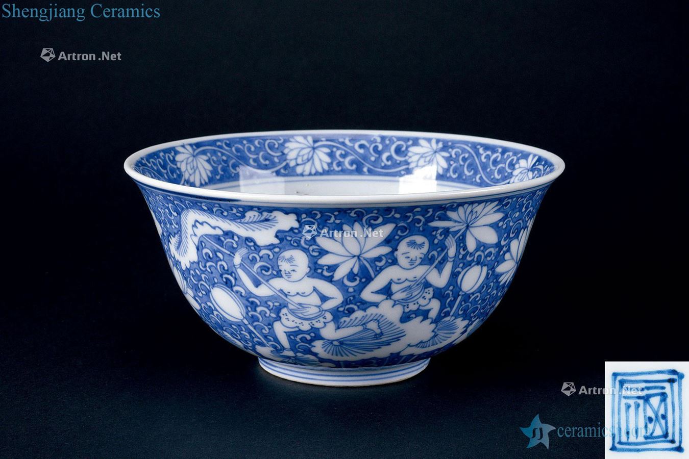 In the qing dynasty (1644-1911) blue Hualien Cecilia ZiWen bowl