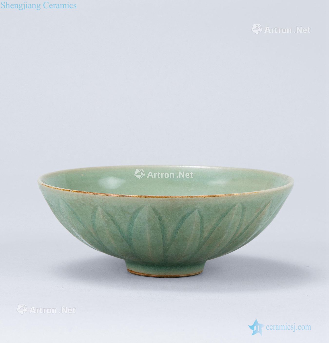 Southern song dynasty (1127-1279), longquan celadon lotus-shaped bowl