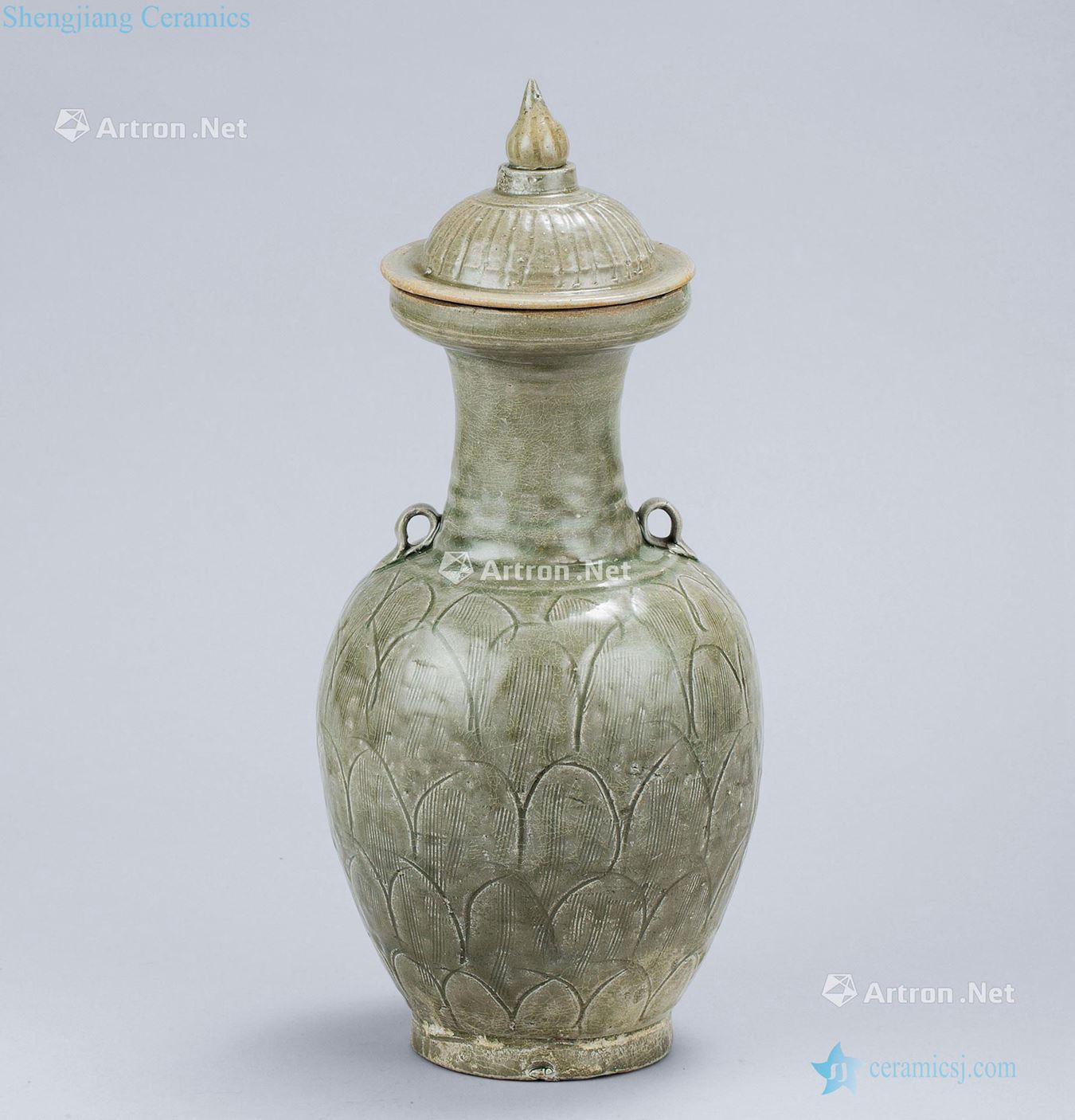 Northern song dynasty (960-1127), longquan celadon celadon double lotus-shaped lines cover bottle