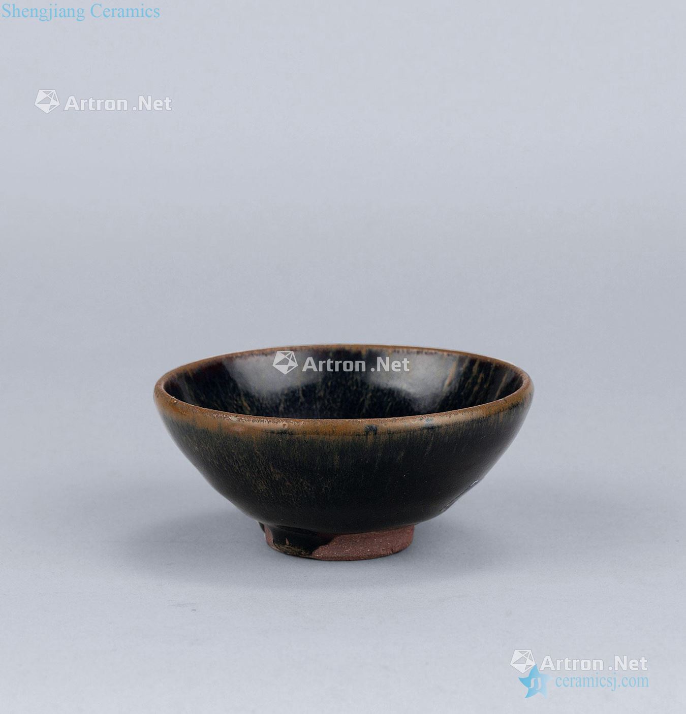 The song dynasty (960-1279) temmoku tea light