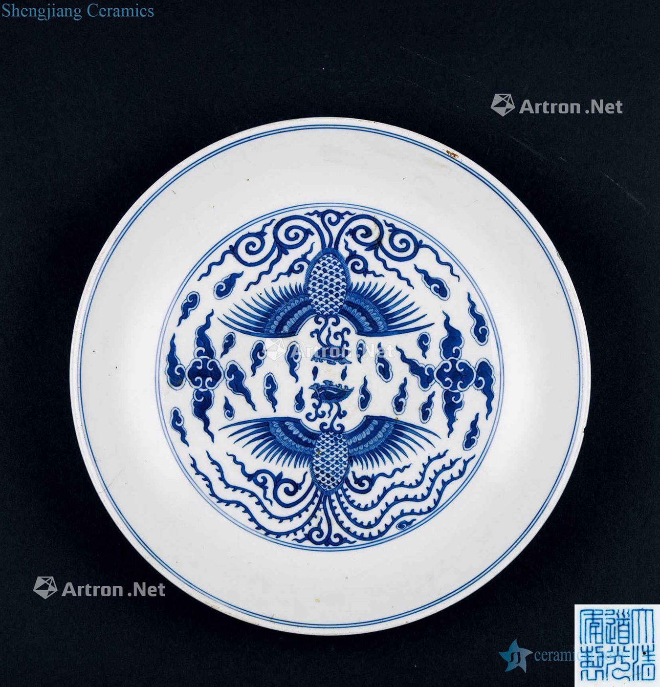 In the qing dynasty (1644-1911) blue and white chicken tray
