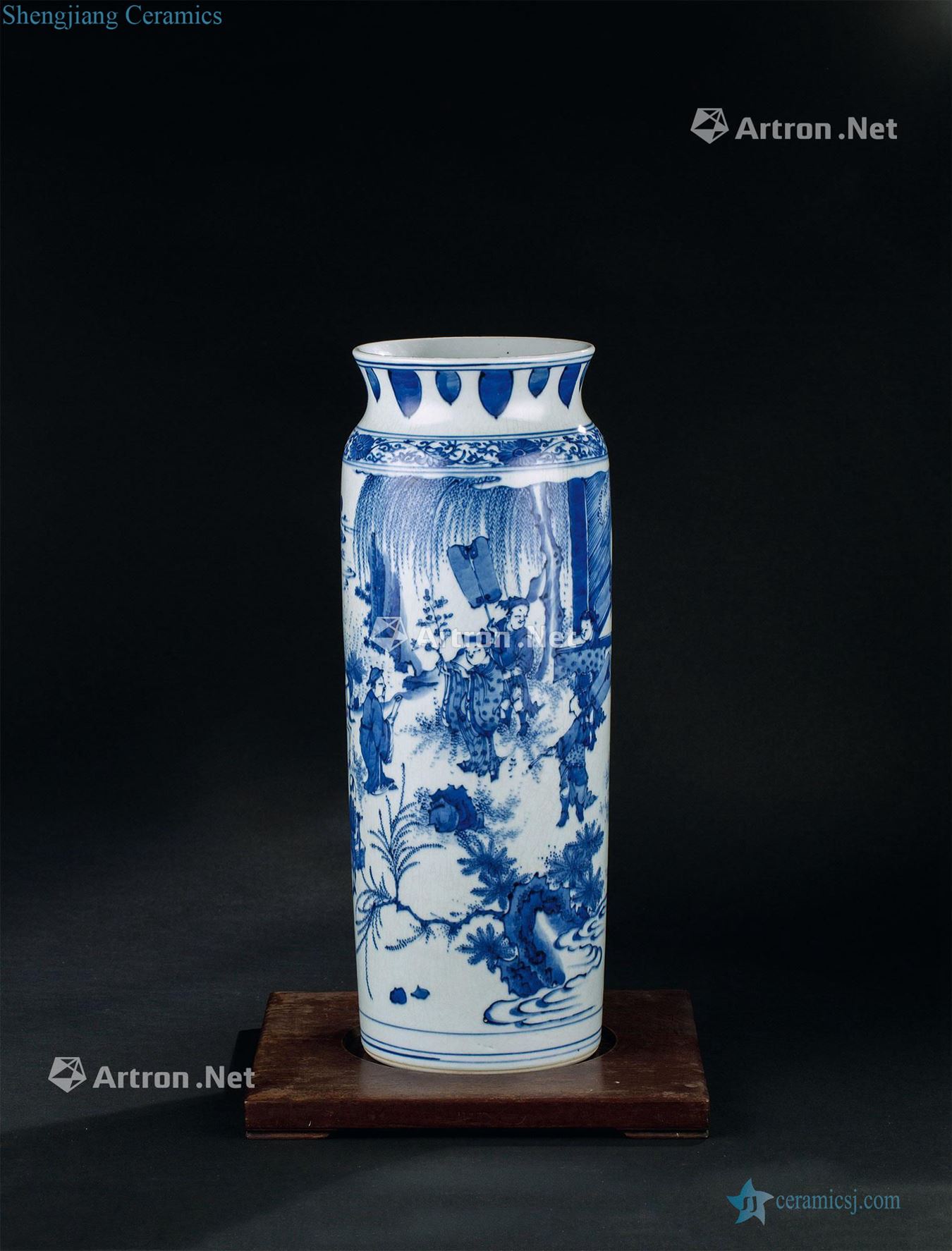 Ming chongzhen (1628-1644) blue and white character lines cylinder bottles