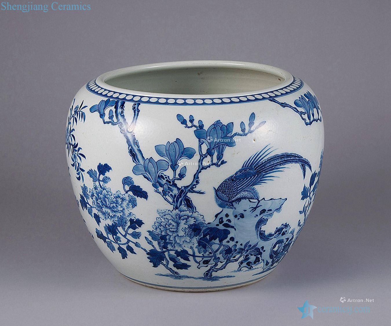 qing Blue and white peony MeiWen vats