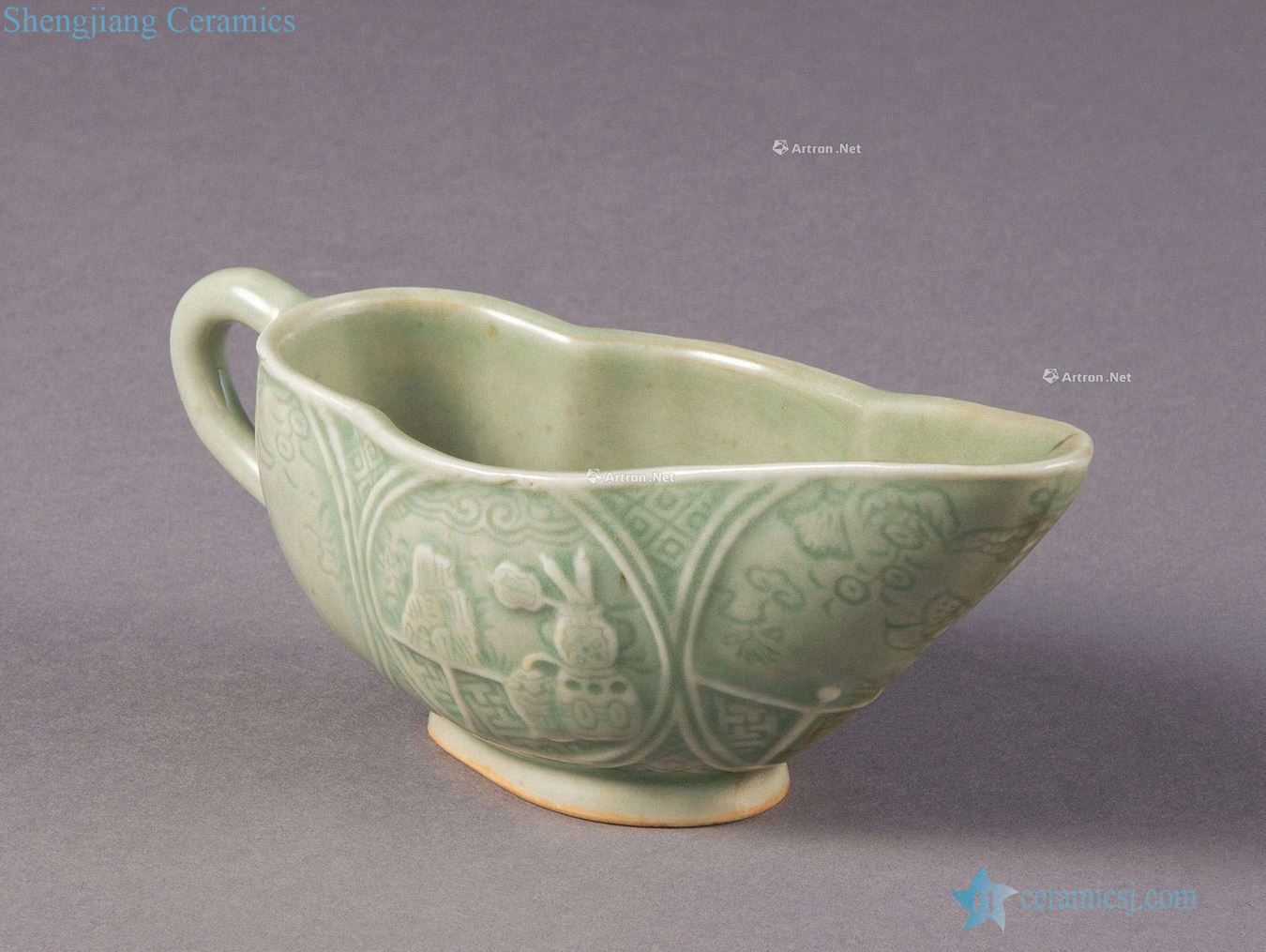 Ming wanli Jingdezhen kiln green glaze printing the cup