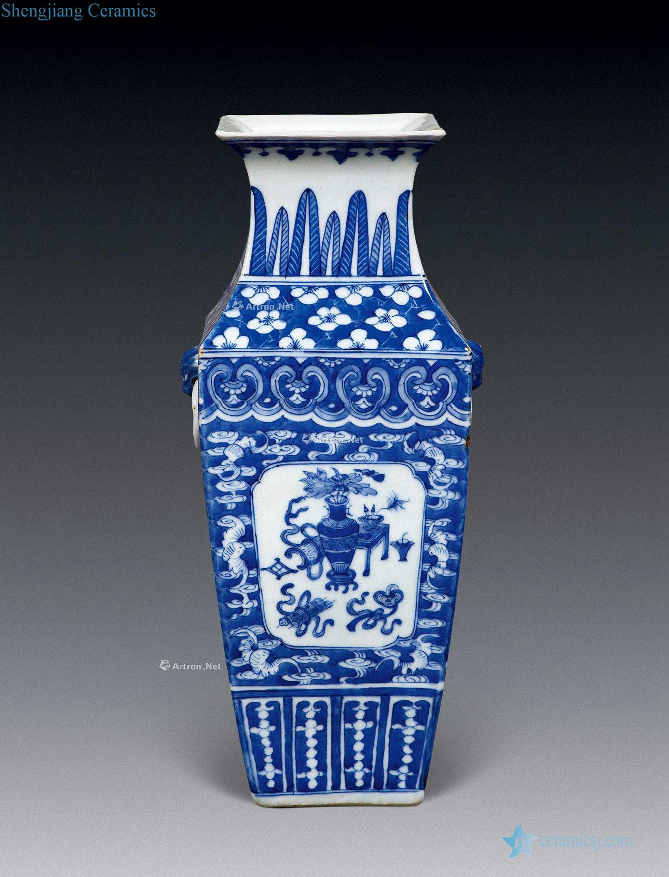 Mid qing Blue and white vase