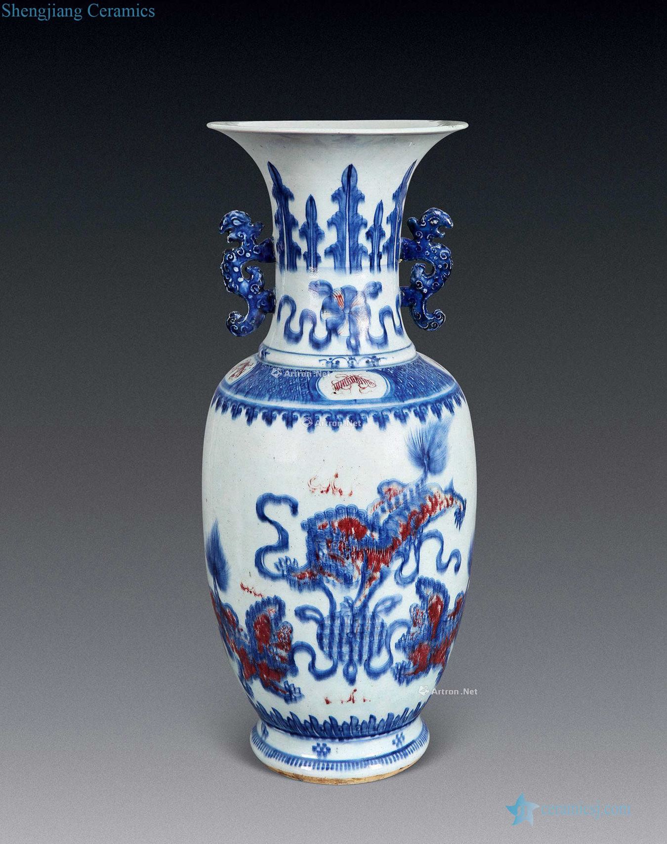 Qianlong blue-and-white youligong red lion grain double ears