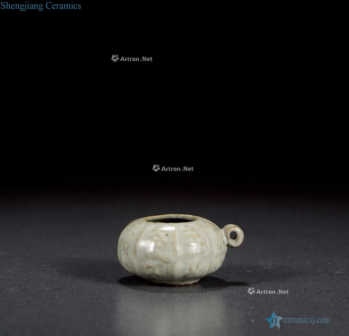 Song and yuan longquan celadon, a language inscriptions melon diamond bird food cans