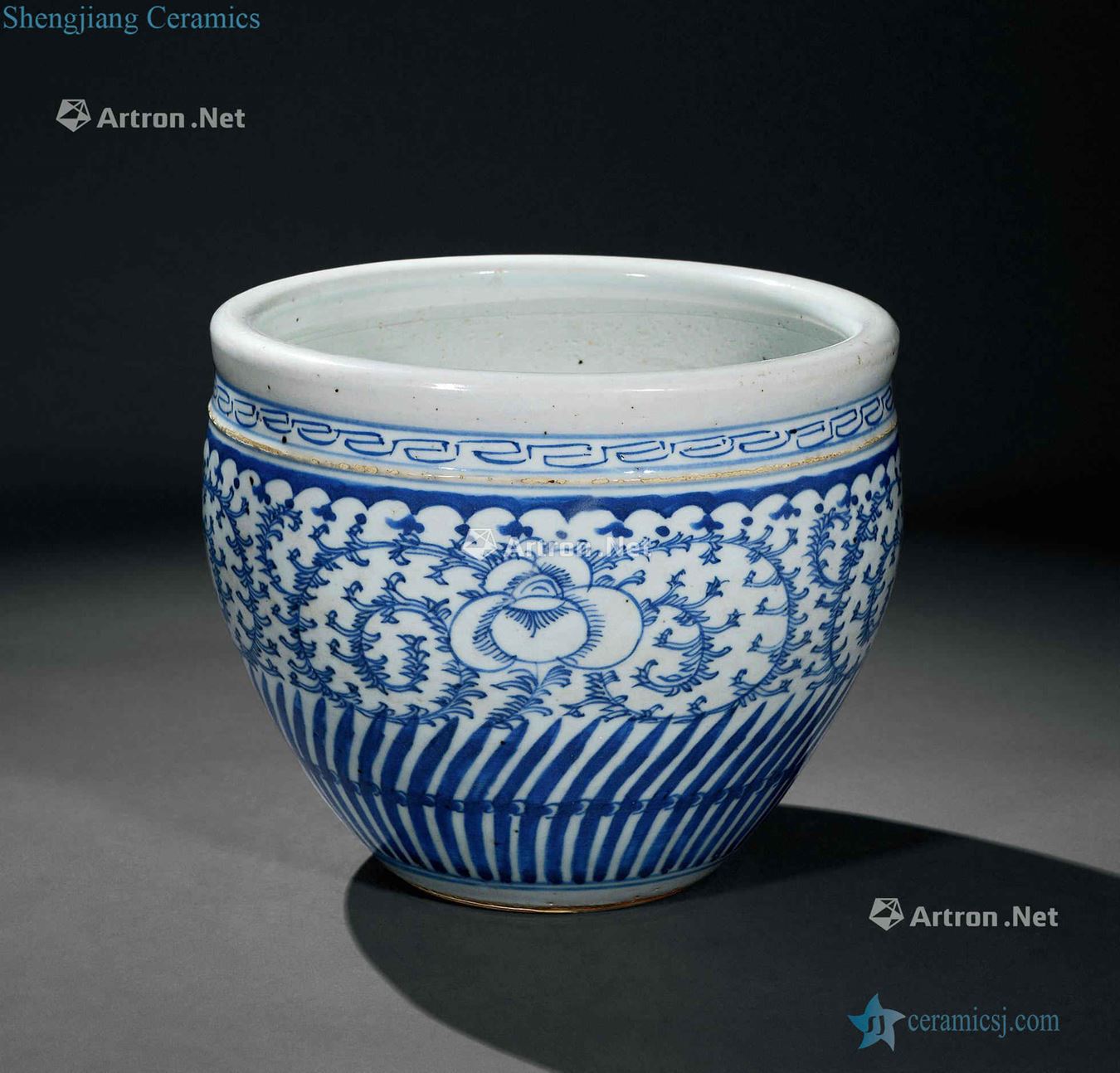 qing Blue and white flowers cylinder volume