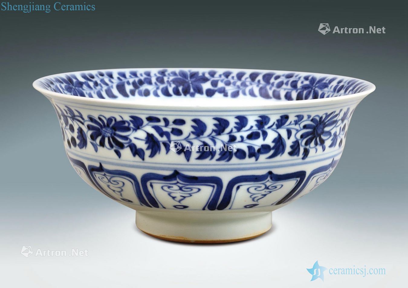 Ming Blue and white lotus flower grain big bowl