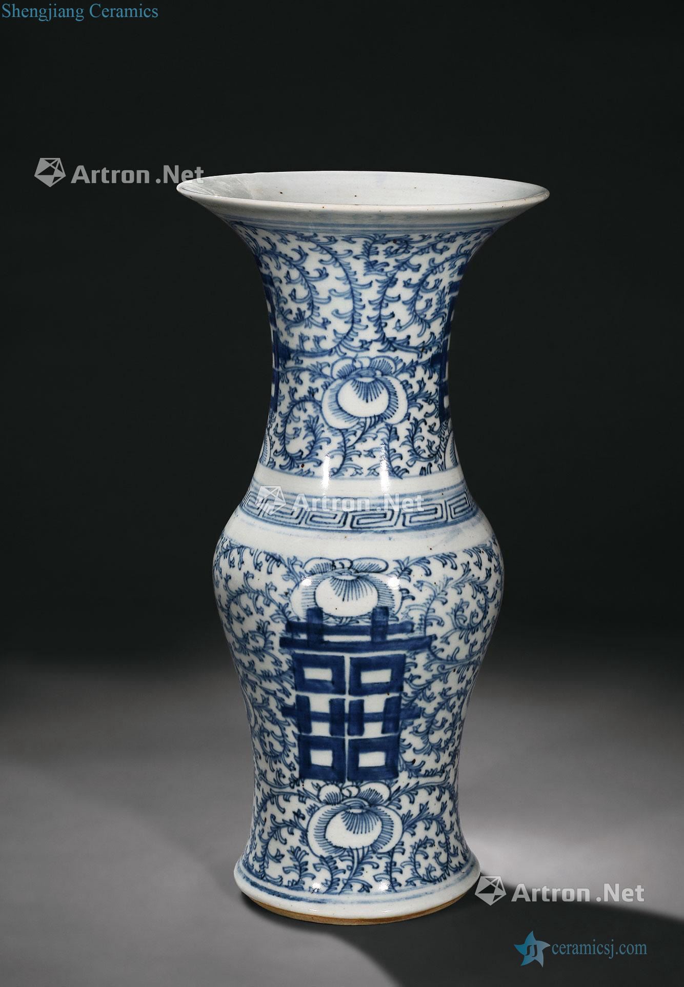 Mid qing Blue and white light tracing happy character vase with flowers