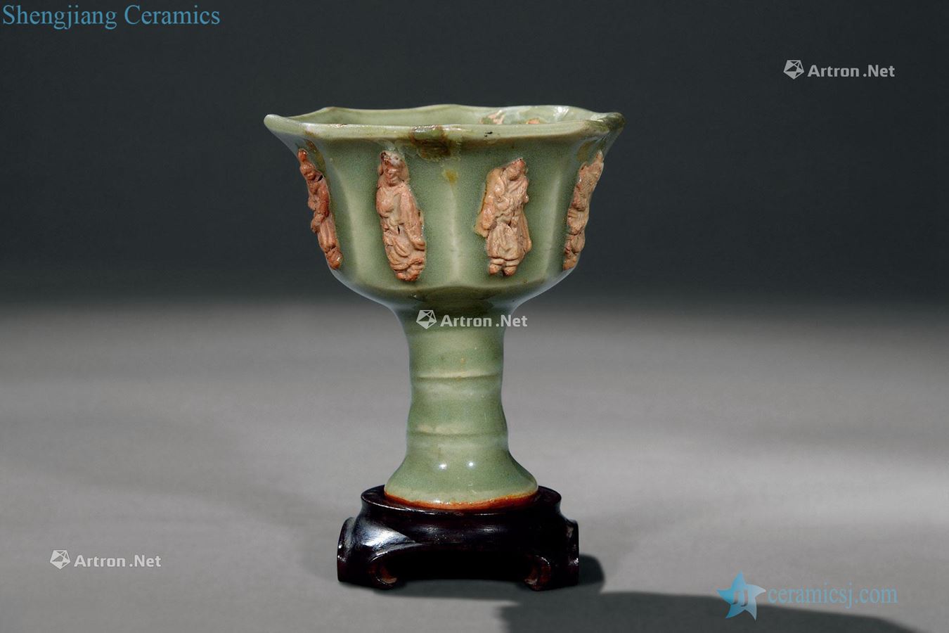 yuan Longquan celadon of the eight immortals eight square cup