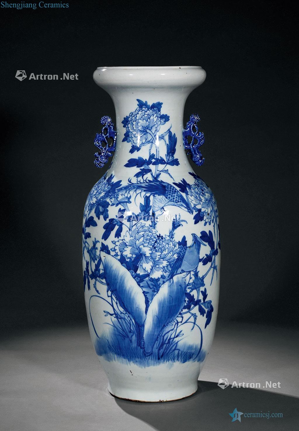 qing Blue and white flower on double butterfly ears mouth wash bottles