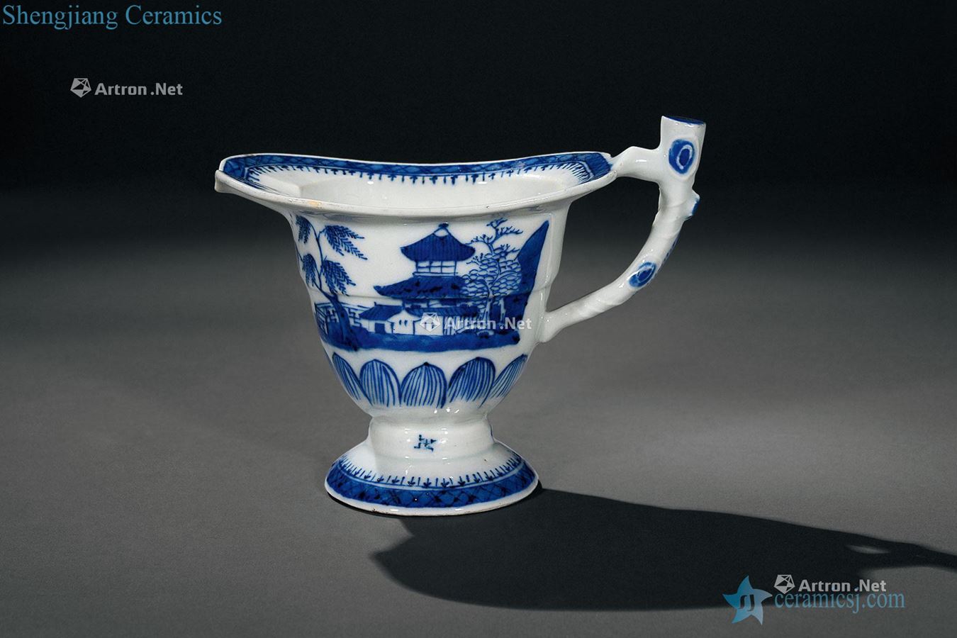 Qing qianlong Blue and white landscape character of cup