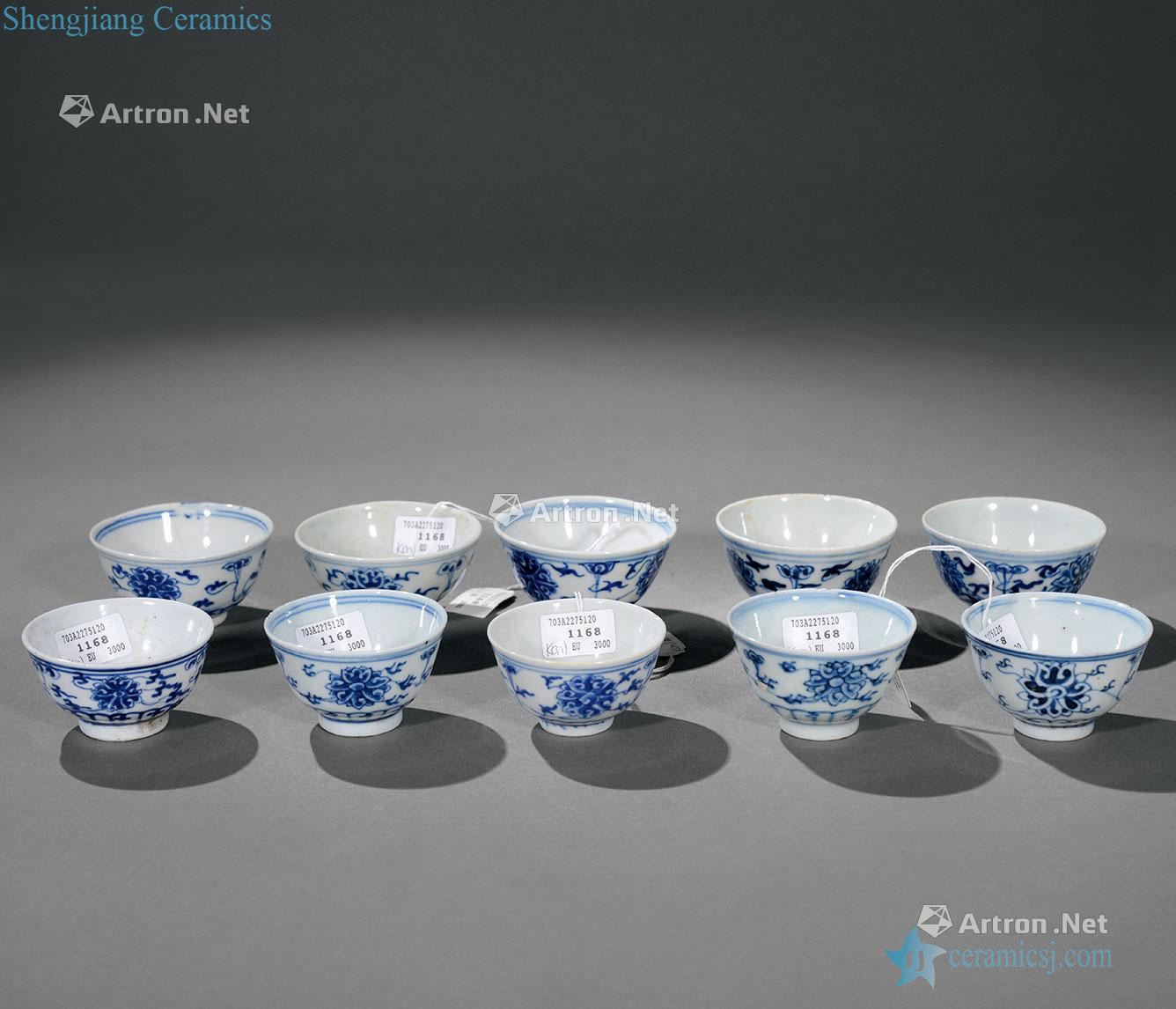 Qing guangxu Blue and white tie up branch lotus cup (10)