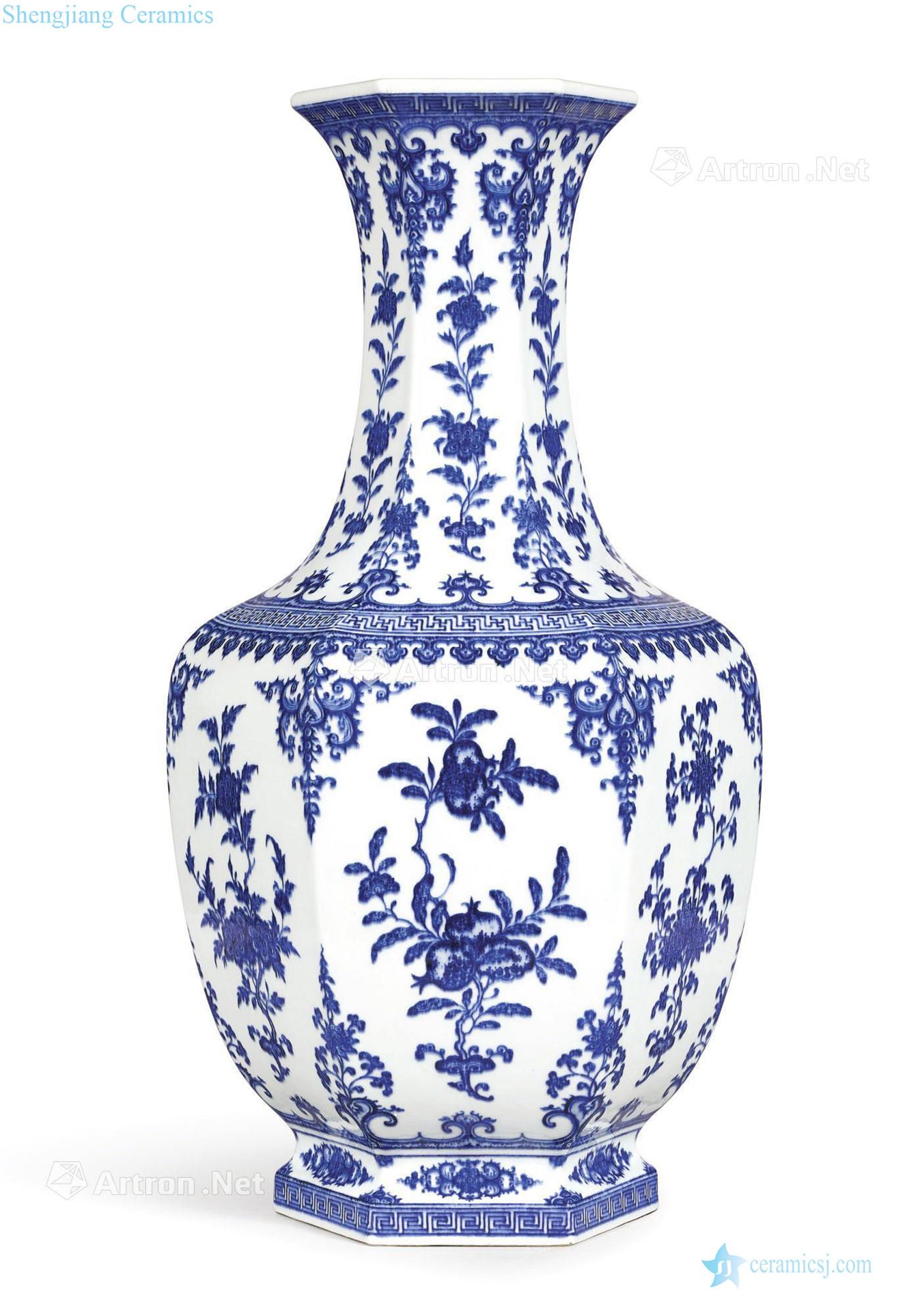 Qing qianlong Blue and white ruffled branch flowers and grain vase