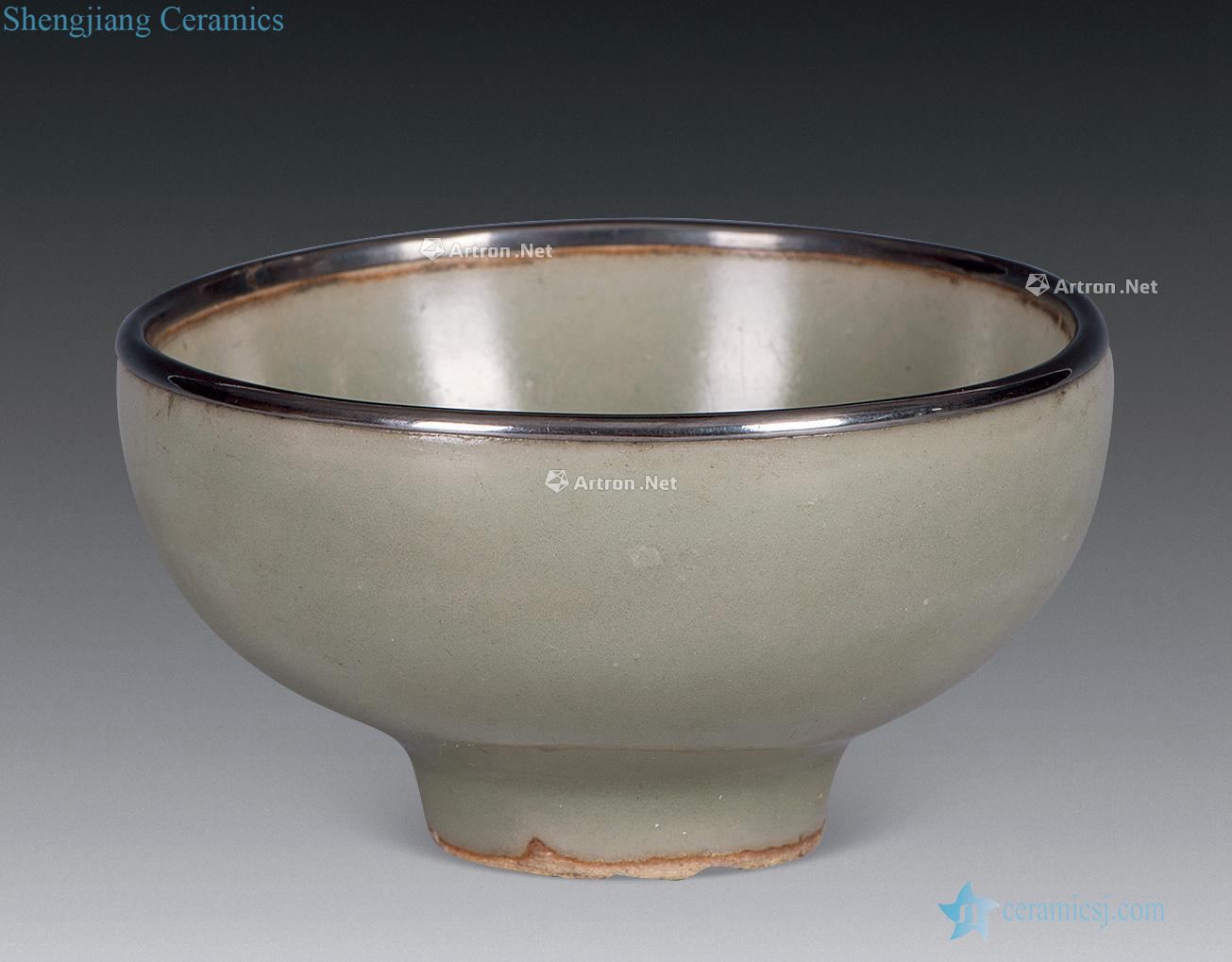 The southern song dynasty longquan cup