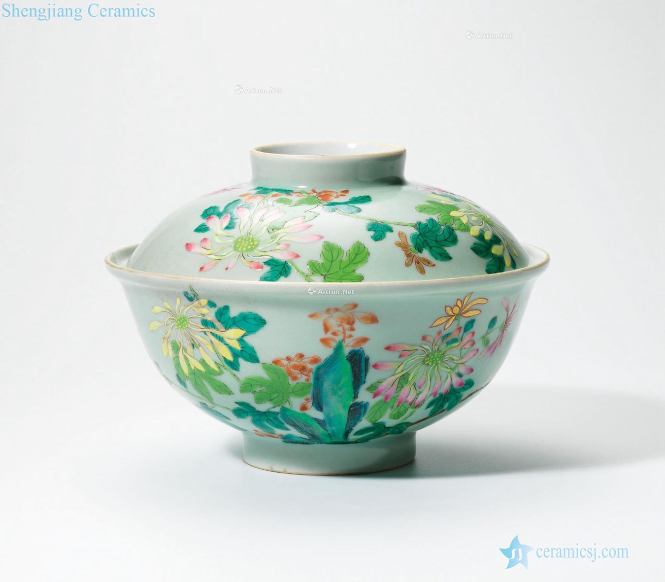 Qing qianlong pastel flowers lines cover 盌 powder blue glaze